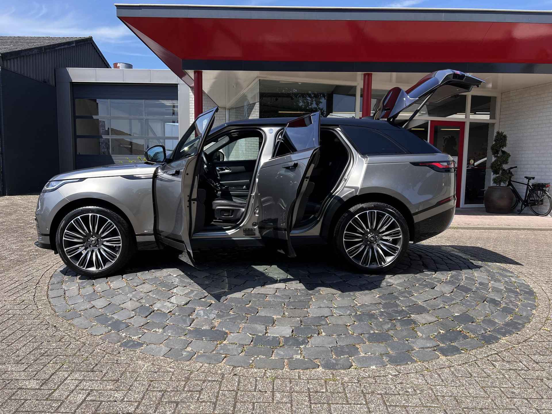 Land Rover Range Rover Velar 2.0 P250 Turbo AWD R-Dynamic SE | Luxe Leder | Carplay | 22" LMV | All-in rijklaarprijs - 27/56