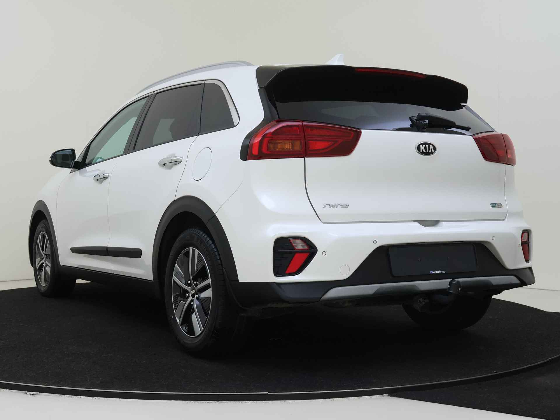 Kia Niro 1.6 GDi Hybrid ComfortLine 140 pk Automaat | Leder | Trekhaak | Navigatie - 5/38