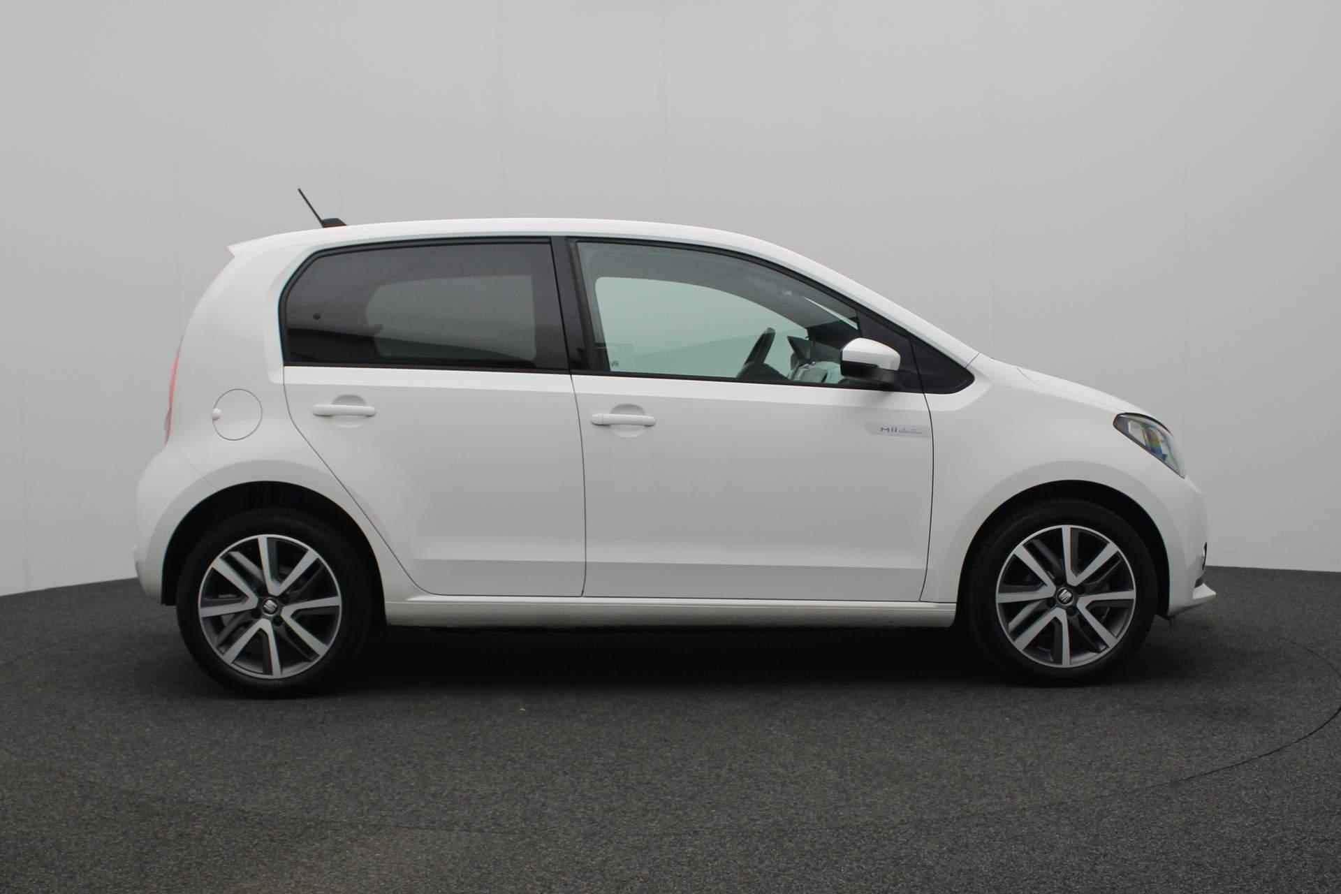 SEAT Mii Electric Plus 83PK | Stoelverwarming | Verwarmbare voorruit | DAB | Navi via App | 16 inch - 21/31