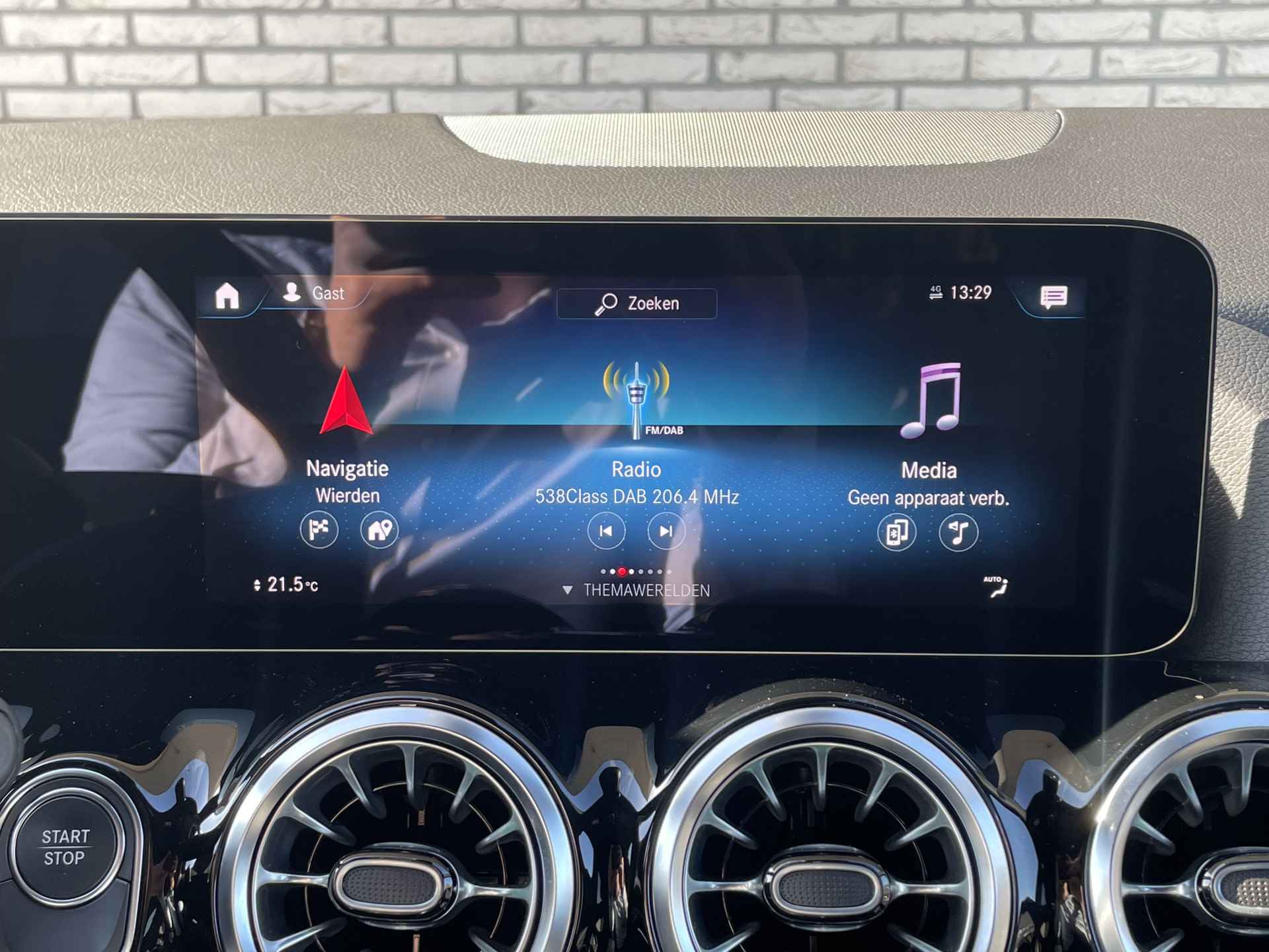 Mercedes-Benz EQA 250+ Business Edition 71 kWh l Trekhaak l Carplay l LED l Stoelverwarming l - 18/25