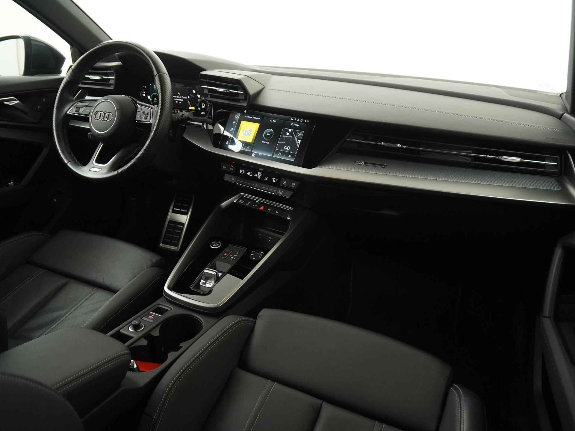 Audi A3 Sportback 40 TFSI e Business edition | Digital Cockpit | Camera | Zondag Open! - 2/43