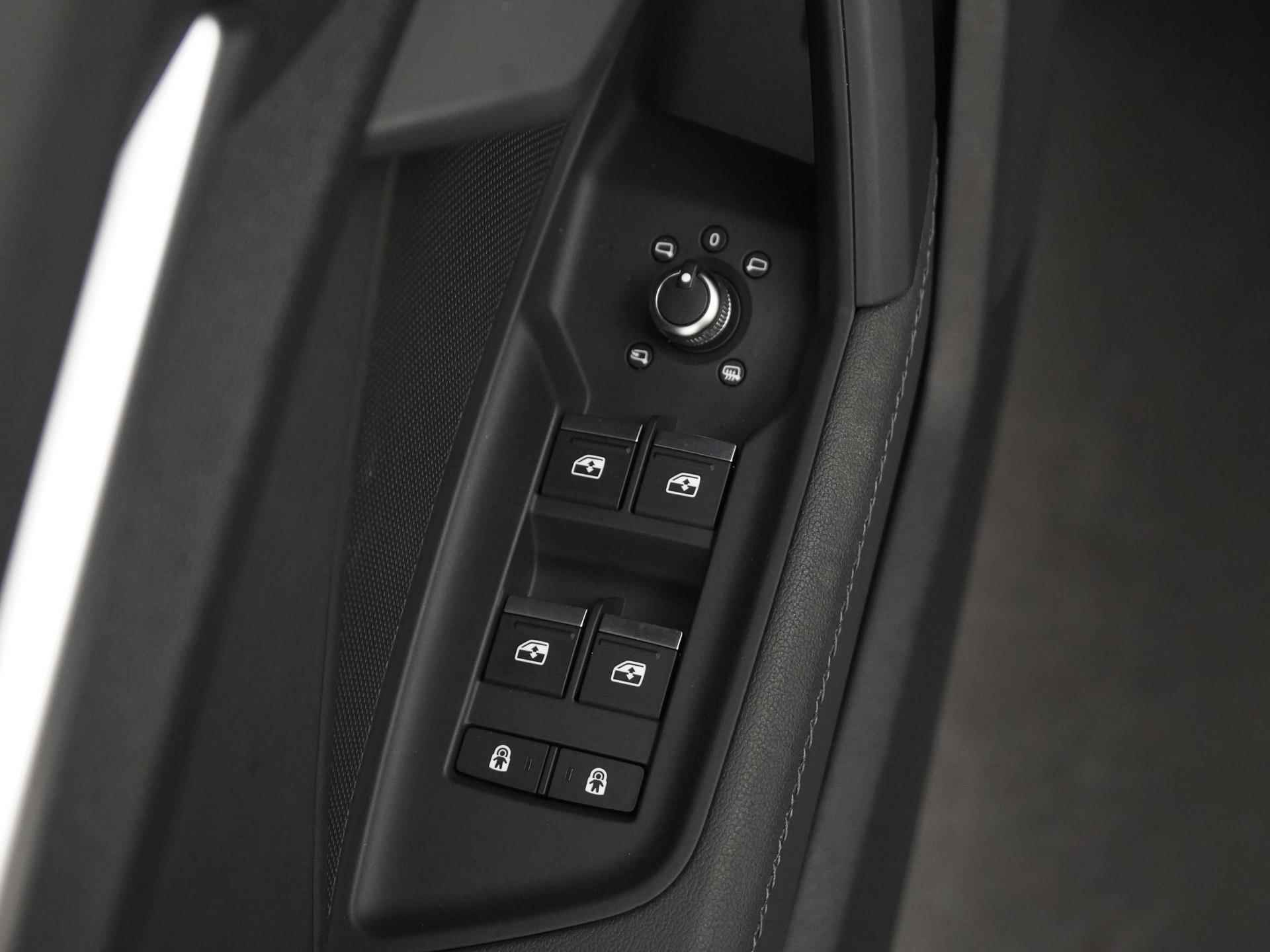 Audi A3 Sportback 40 TFSI e Business edition | Digital Cockpit | Camera | Zondag Open! - 37/43