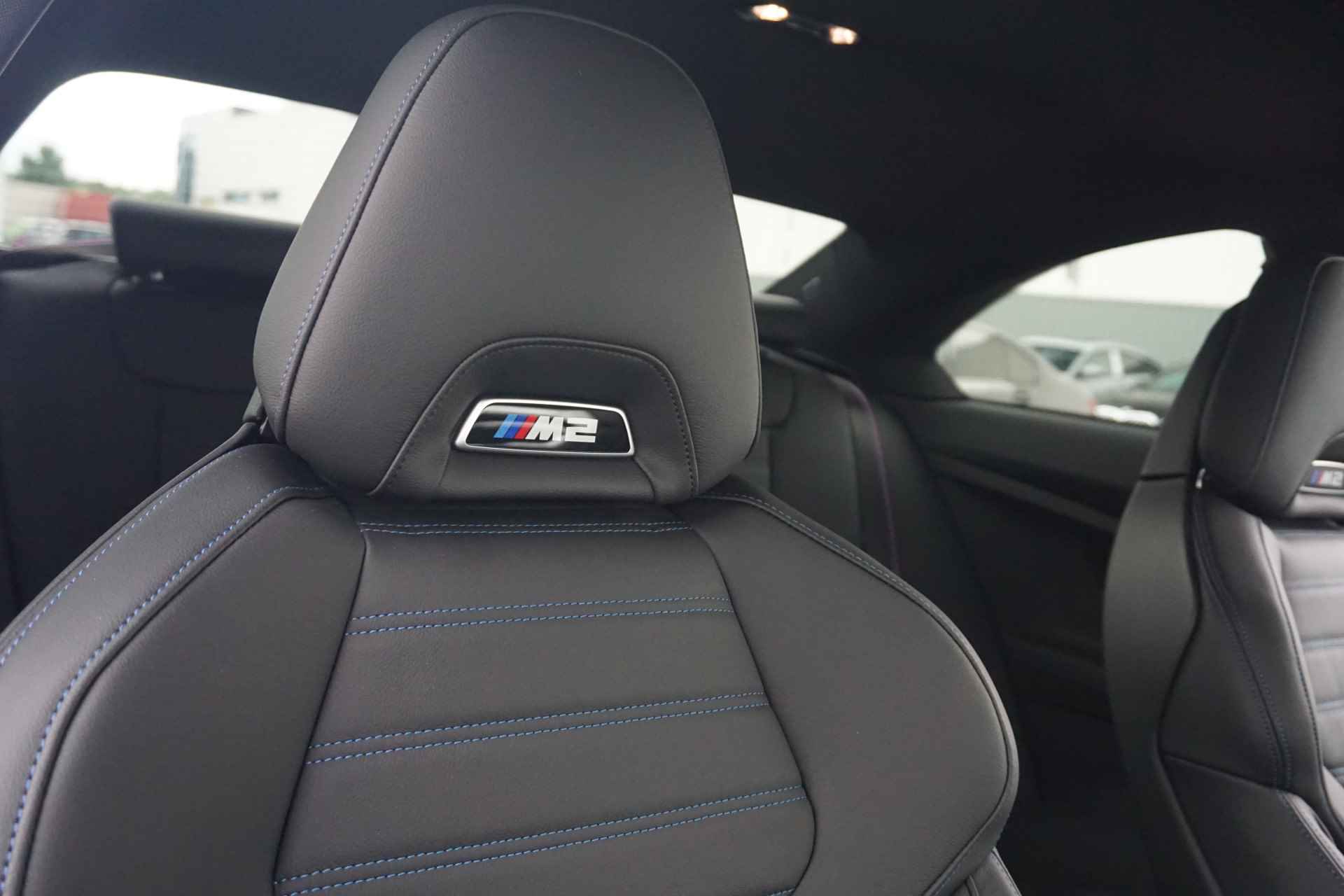 BMW M2 Coupé M Drive Professional | Carbondak | M Driver's Package - 37/40