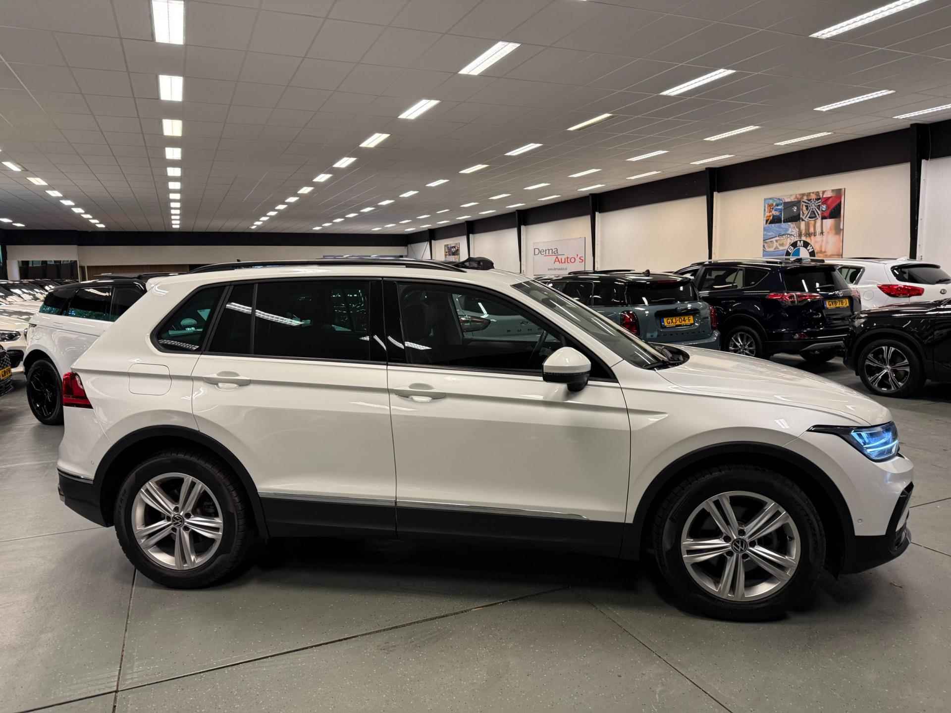 Volkswagen TIGUAN 1.5 TSI COMFORTLINE PANO/NAVI/LEDER/ECC/PDC/CRUISE/// - 10/48