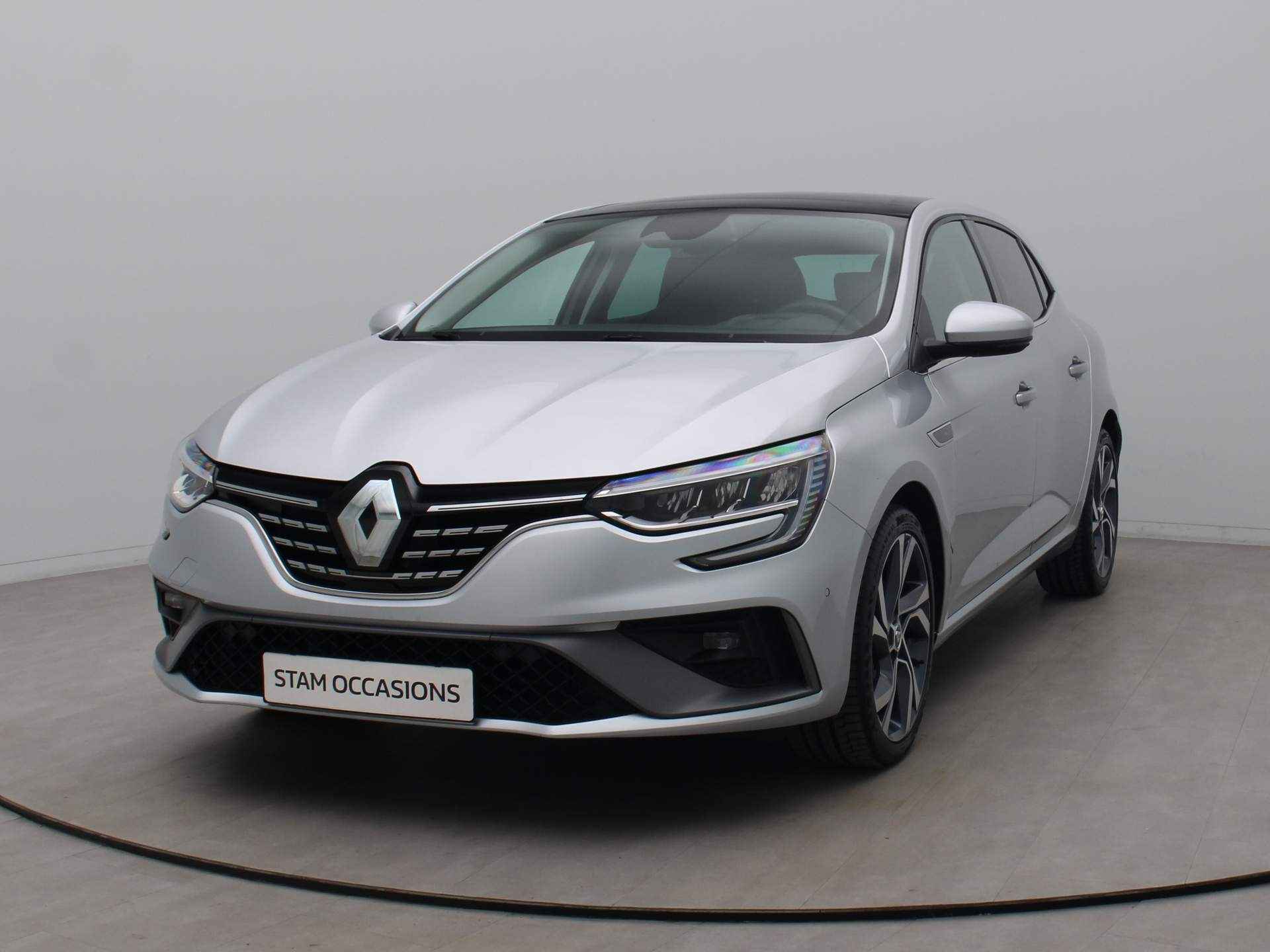 Renault Mégane TCe 160pk R.S. Line EDC/Automaat Adapt. cruise | Bose | Head-Up disp. | Schuif-/kanteldak | 18" Velgen - 17/45