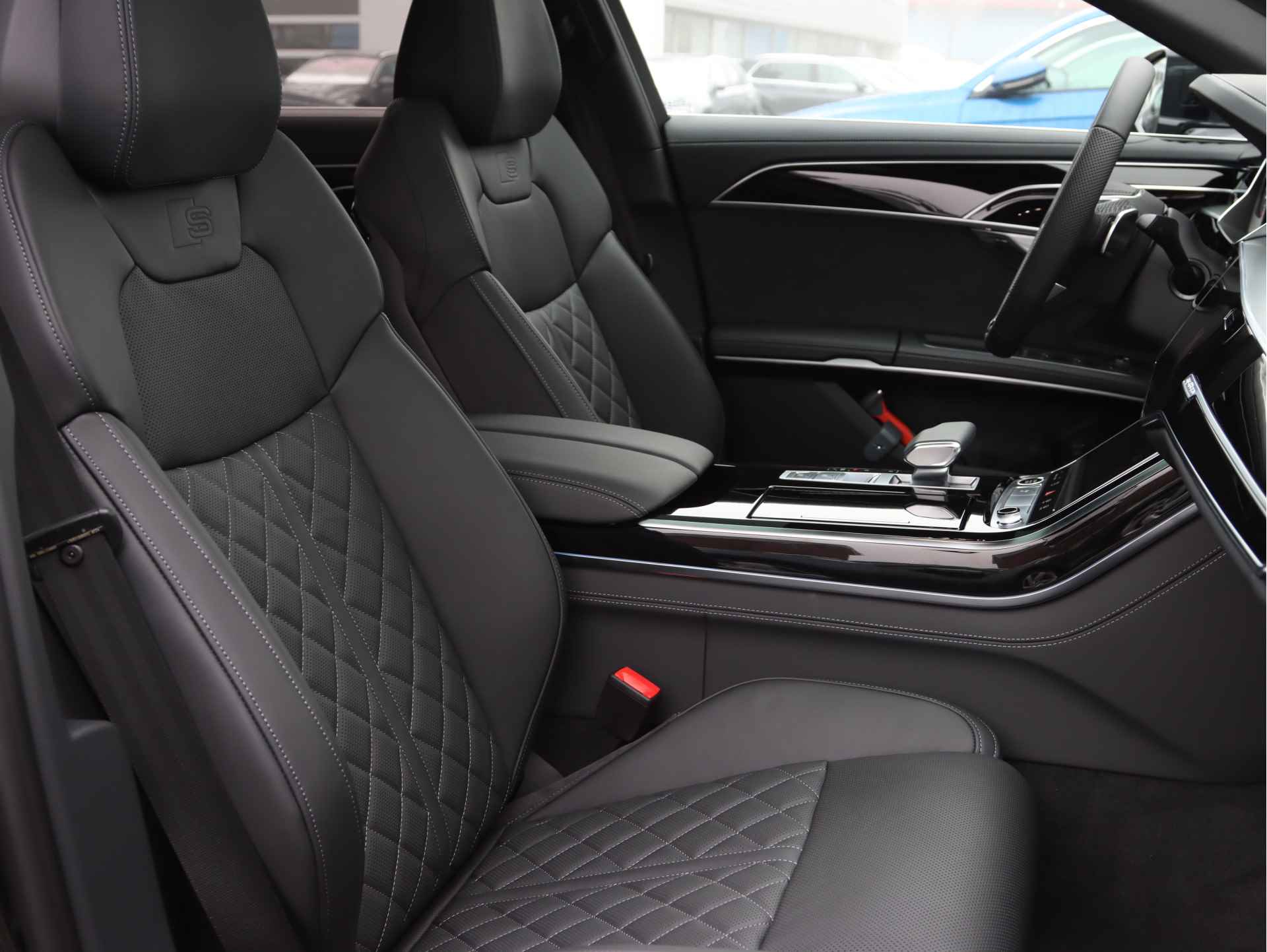Audi A8 60 TFSI e quattro | S-line interieur | Vierwielbesturing | Head up | Pano | B&O | Digitale Matrix | Servo | Trekhaak | 360° camera | Stoelventilatie | € 35.000,00 voordeel!! - 8/58