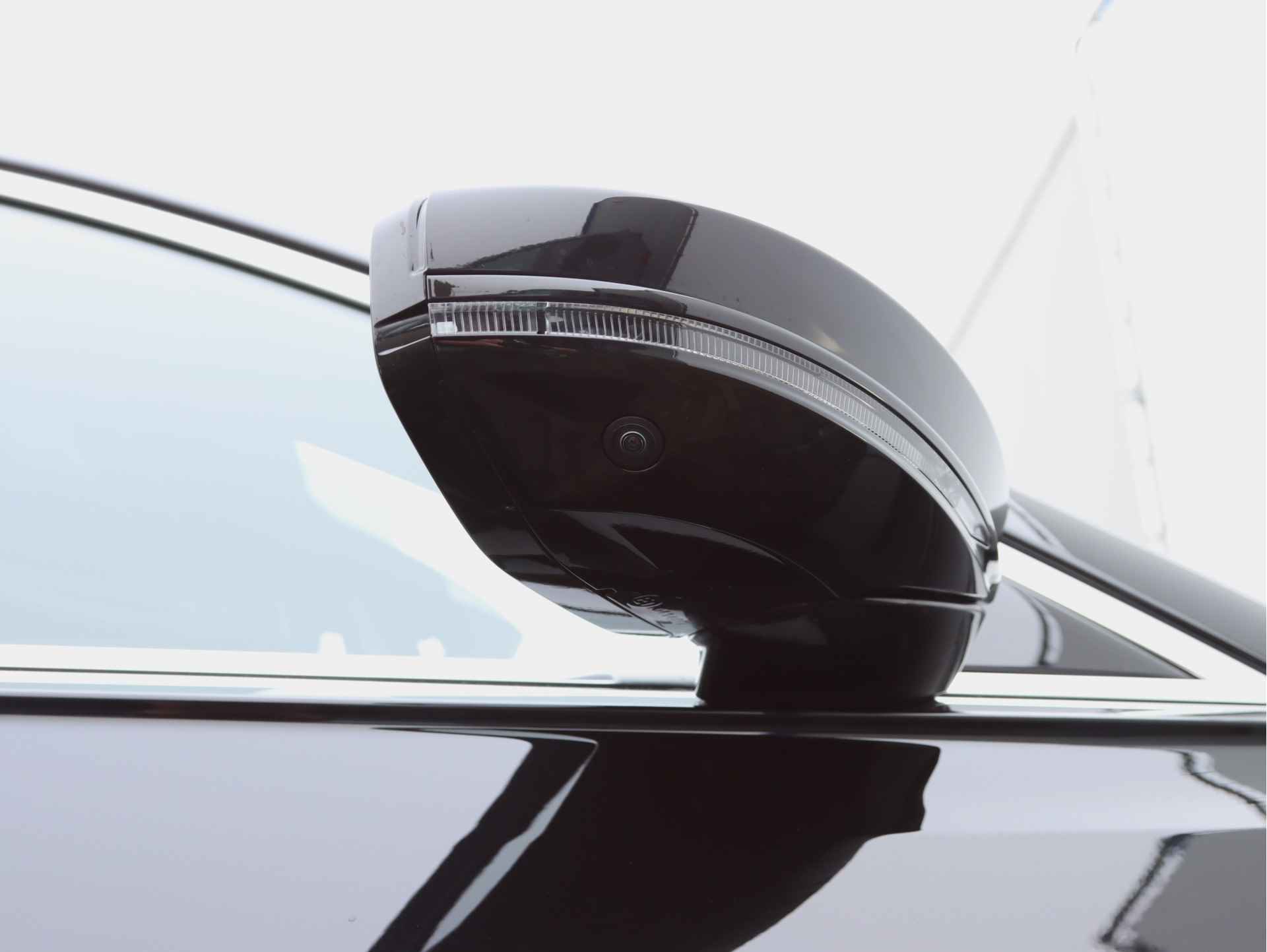 Audi A8 60 TFSI e quattro | S-line interieur | Vierwielbesturing | Head up | Pano | B&O | Digitale Matrix | Servo | Trekhaak | 360° camera | Stoelventilatie | € 35.000,00 voordeel!! - 23/58