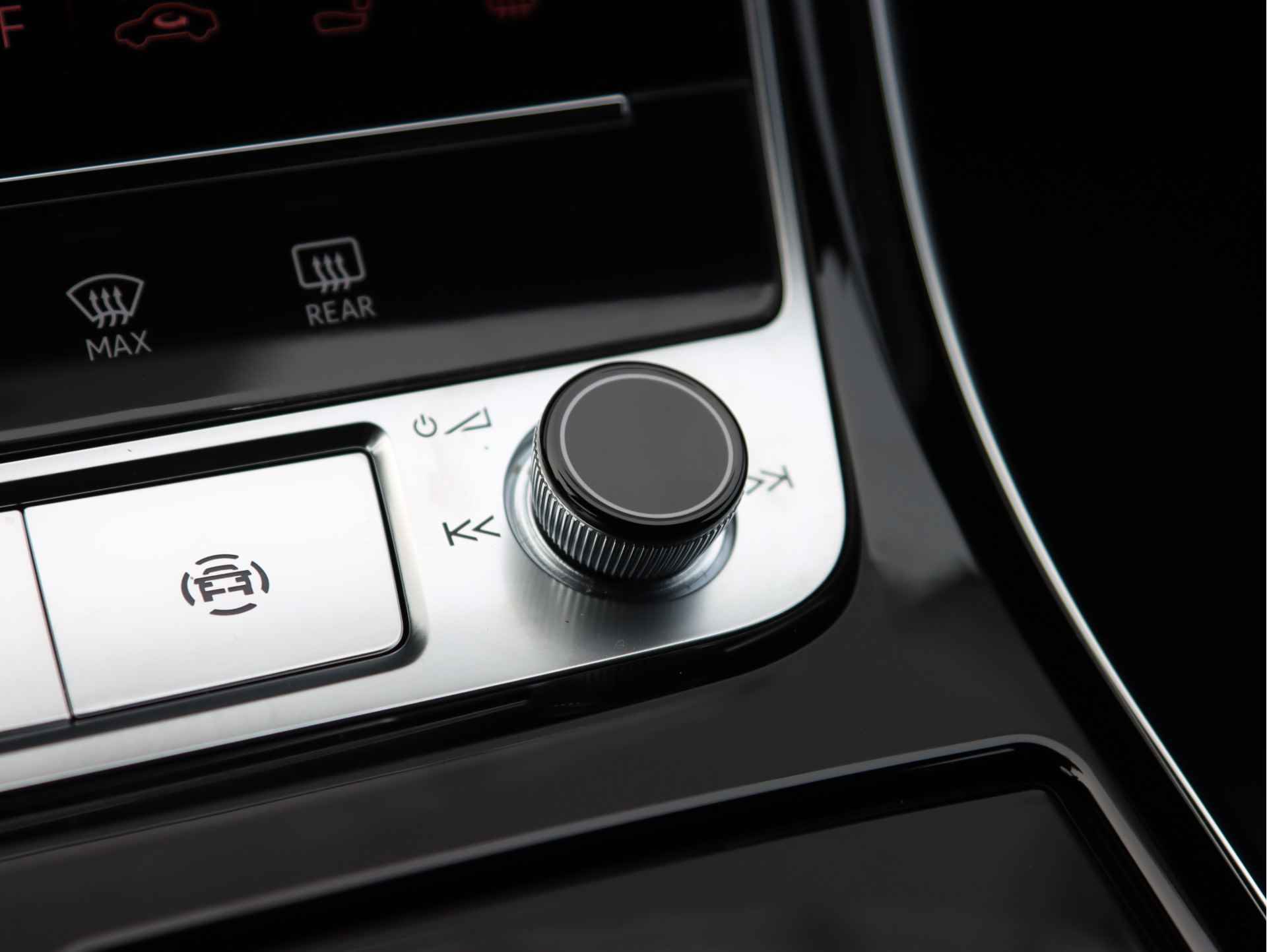 Audi A8 60 TFSI e quattro | S-line interieur | Vierwielbesturing | Head up | Pano | B&O | Digitale Matrix | Servo | Trekhaak | 360° camera | Stoelventilatie | € 35.000,00 voordeel!! - 51/58