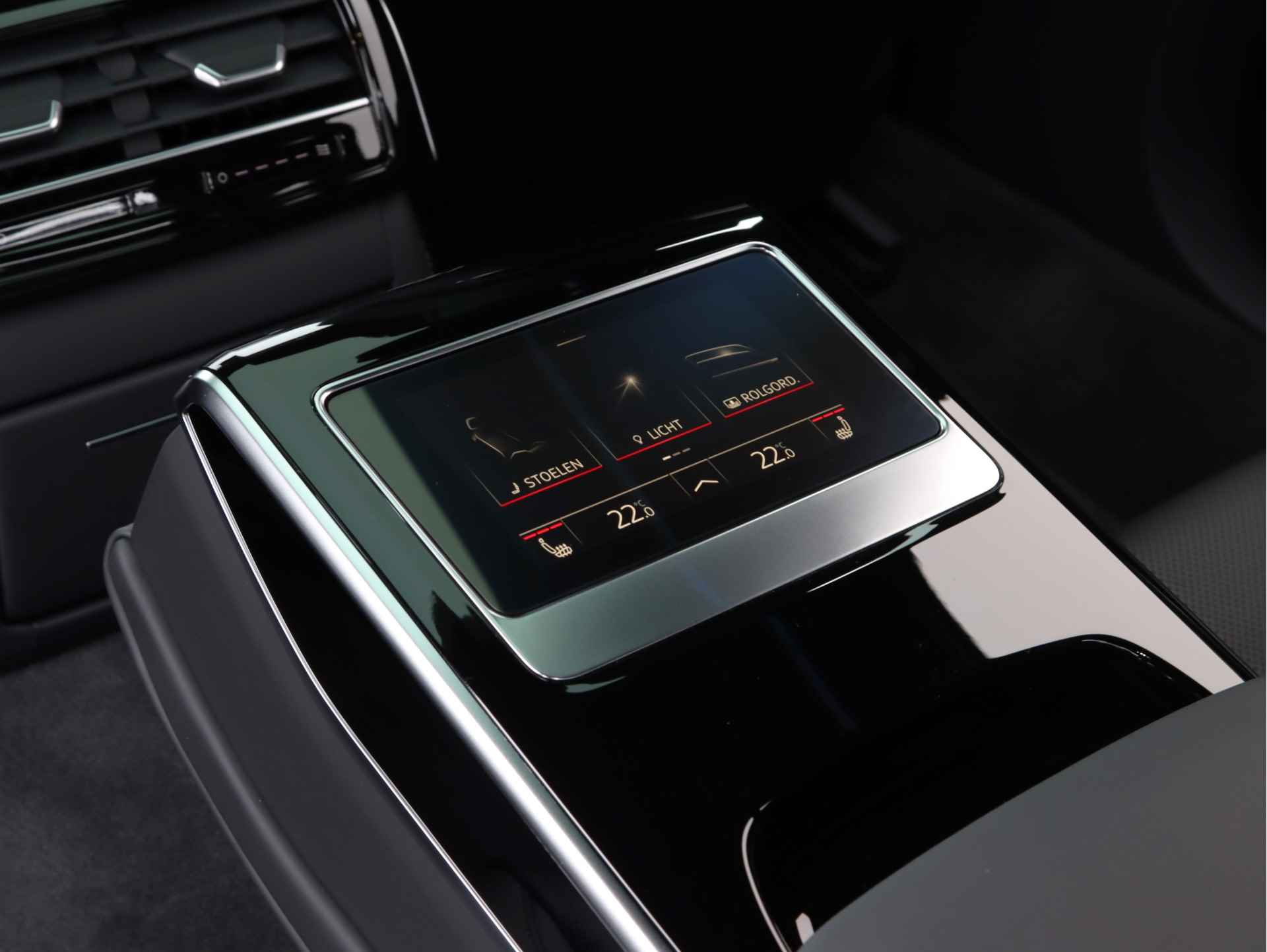 Audi A8 60 TFSI e quattro | S-line interieur | Vierwielbesturing | Head up | Pano | B&O | Digitale Matrix | Servo | Trekhaak | 360° camera | Stoelventilatie | € 35.000,00 voordeel!! - 56/58
