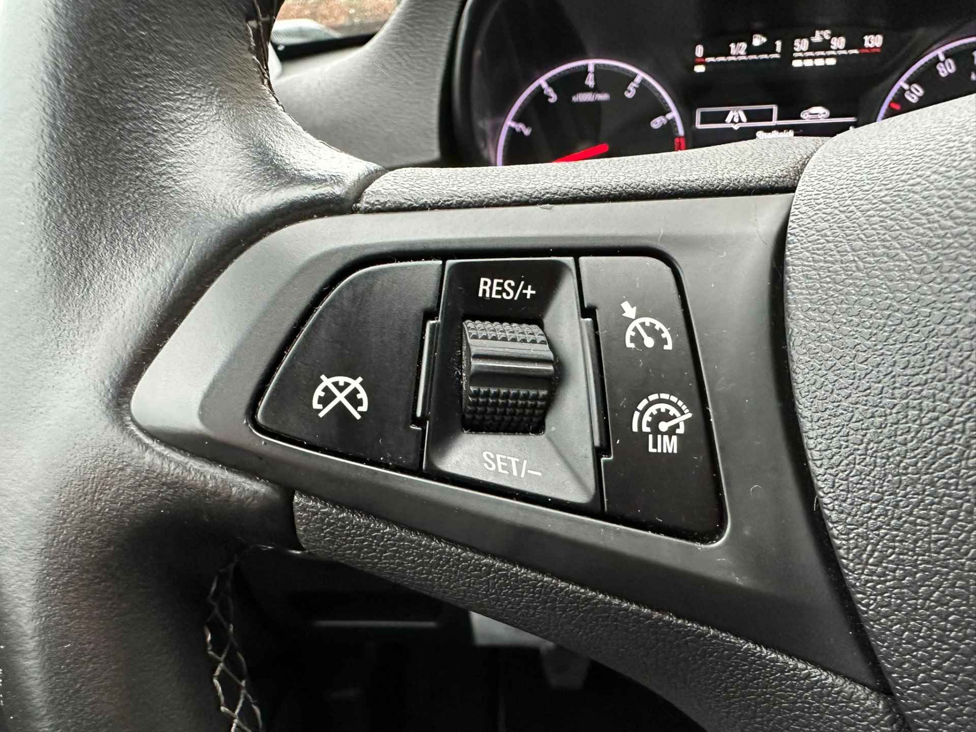 Opel Corsa 1.4 90 PK FAVOURITE+ | NAVIGATIE| CRUISE CONTROL| AIRCO| DAB| MISTLAMPEN - 16/46