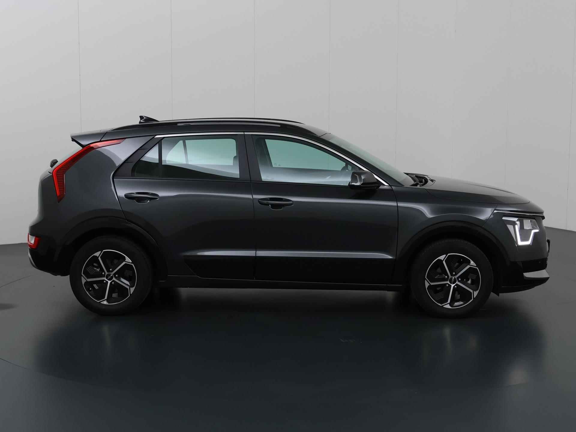 Kia Niro HEV 1.6 GDi Hybrid DynamicLine | Adaptieve Cruise Control | Navigatie | Parkeercamera | Climate control - 7/40