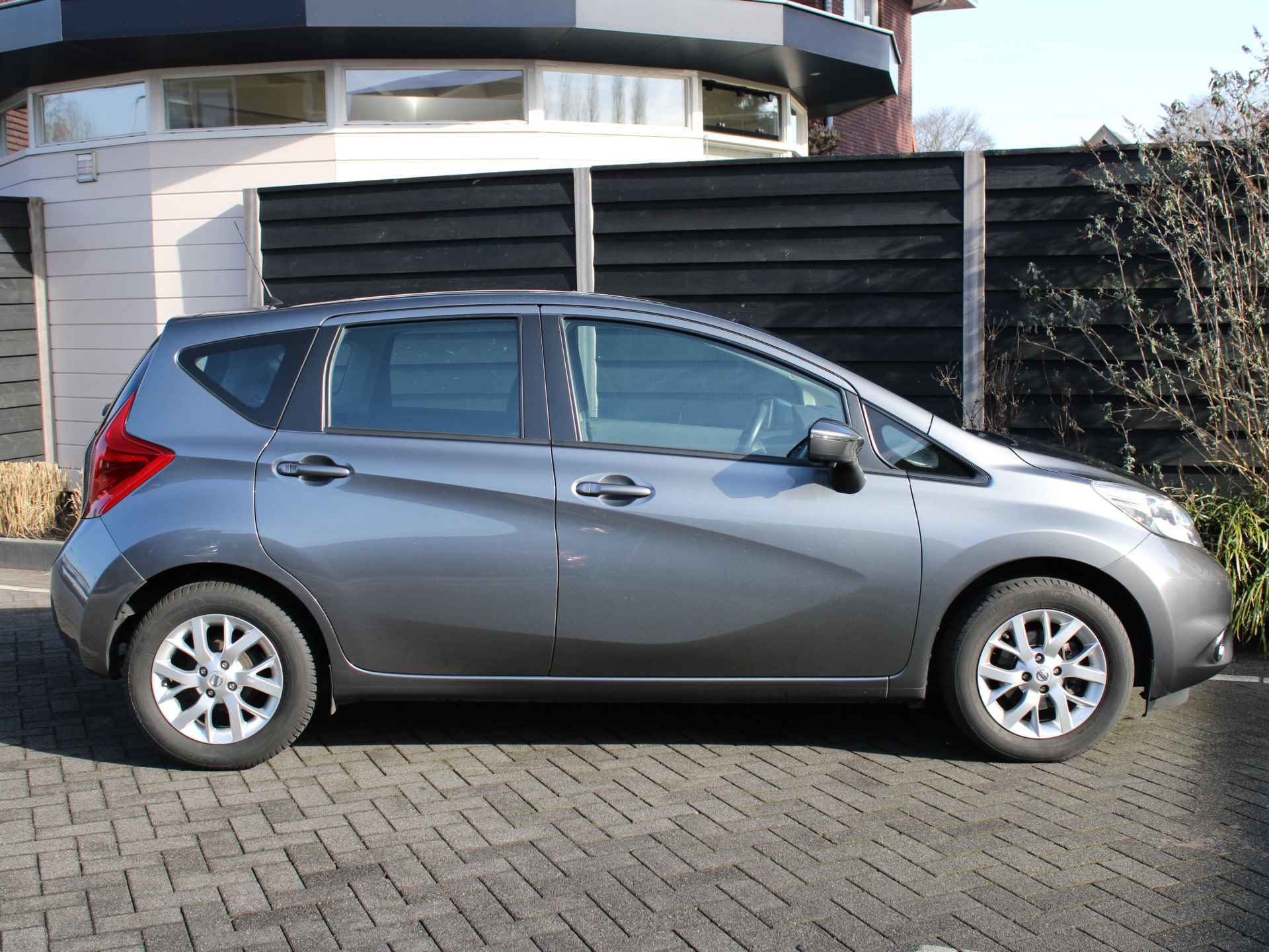 Nissan Note 1.2 Connect Edition 80PK Navigatie, Camera achter, Lichtmetalen velgen, Airconditioning - 9/36