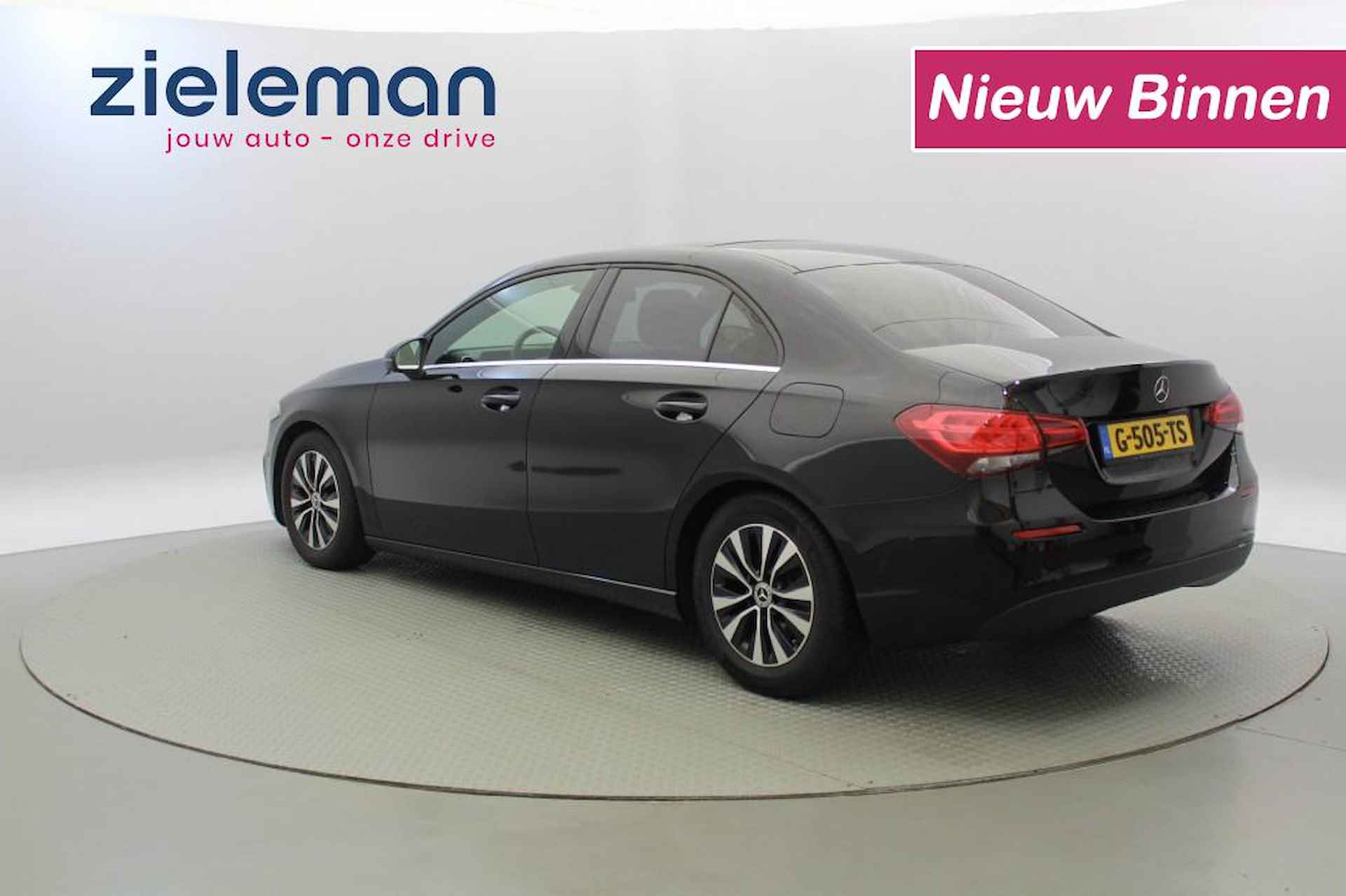 MERCEDES-BENZ A-klasse 180 Business Solution Automaat - Sportleer, Panorama, Camera - 3/29