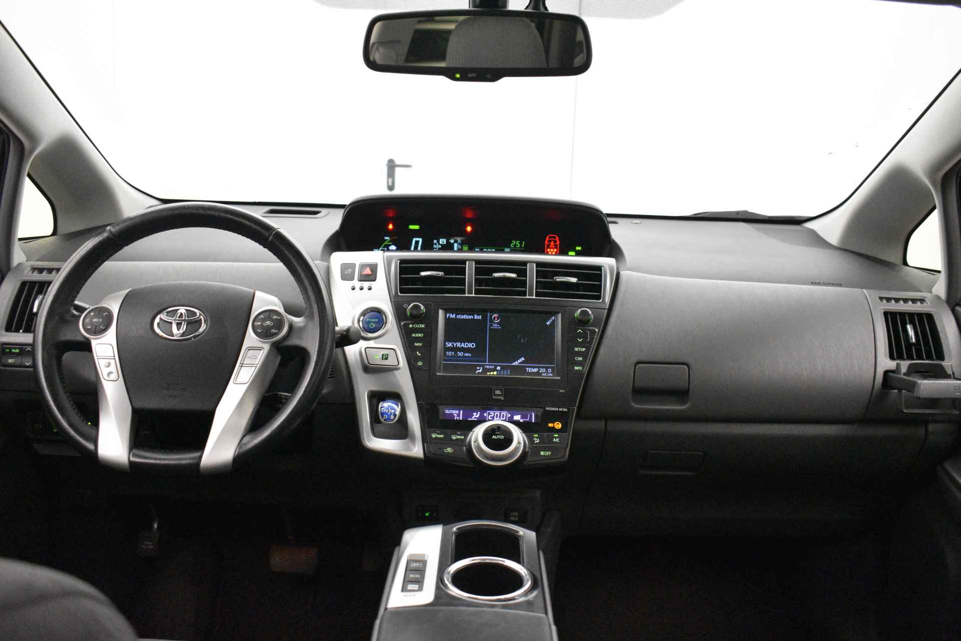 Toyota Prius Wagon Dynamic 7P Pano Camera trekh Nieuw staat Xenon JBL - 6/54