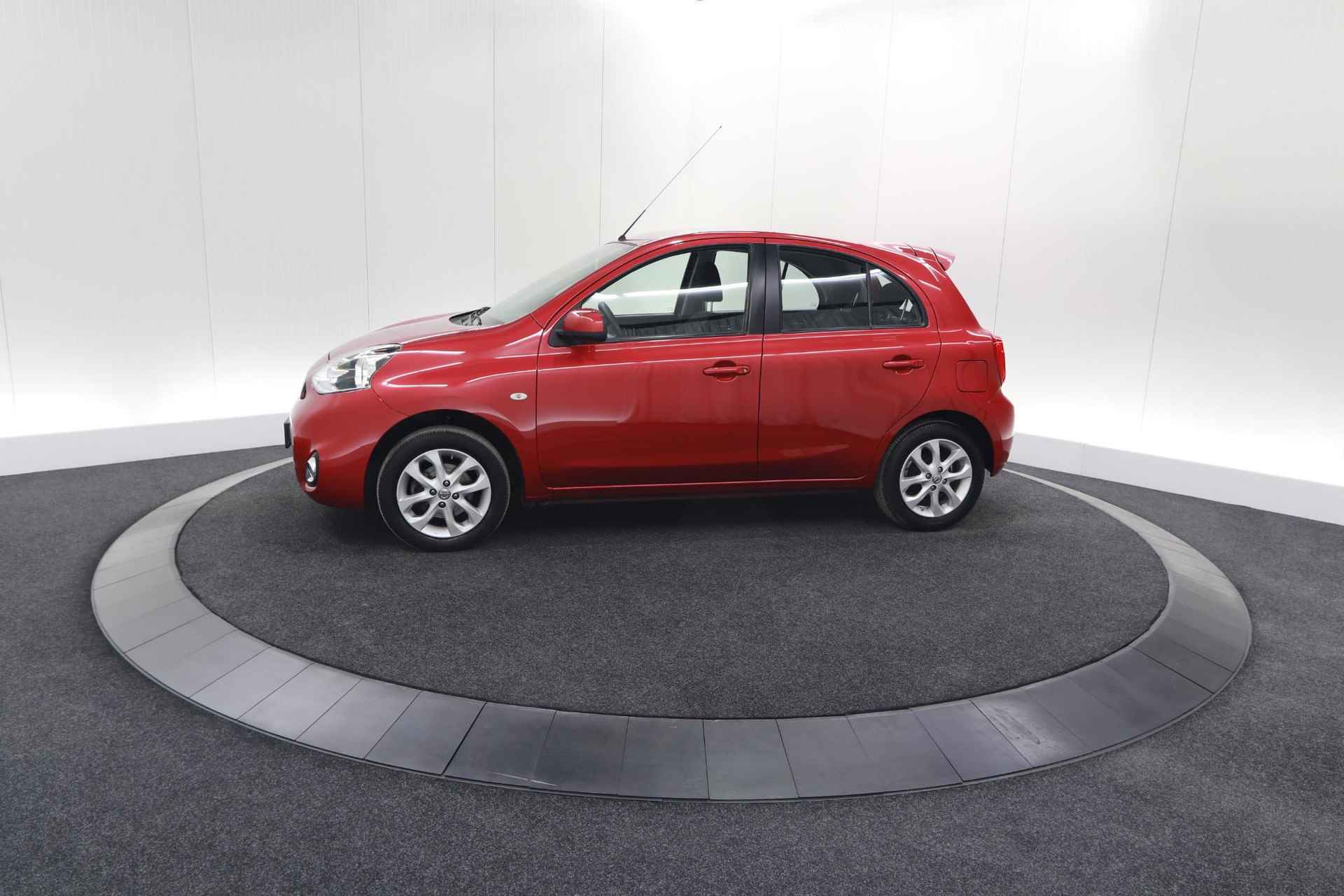 Nissan Micra 1.2 Acenta | Style Pack | Airconditioning | Cruise Control | 5 deurs - 58/64