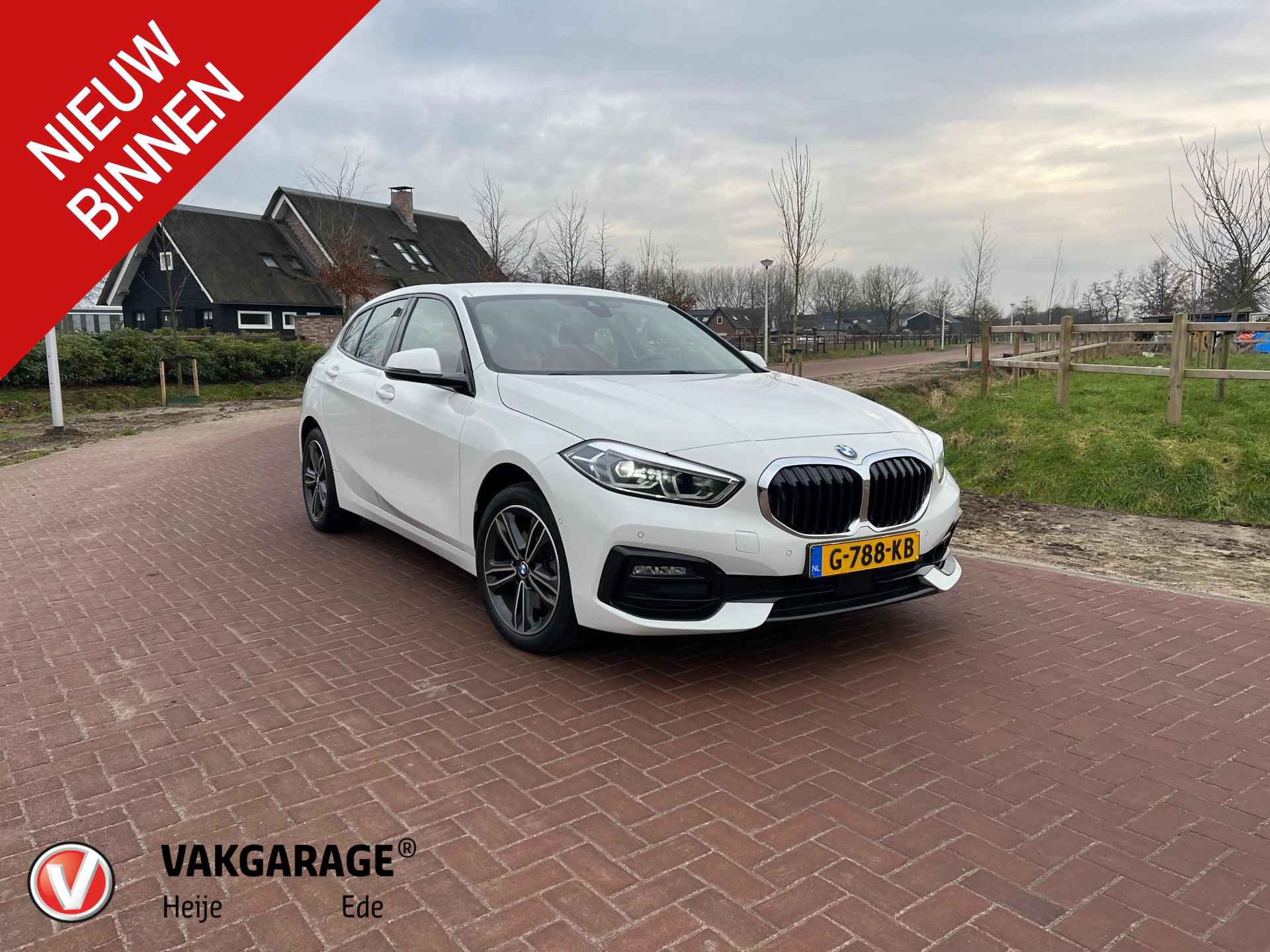 BMW 1-serie 118i High Executive Edition | Automaat | Sfeerverlichting | Elektrische achterklep | NL-Auto |