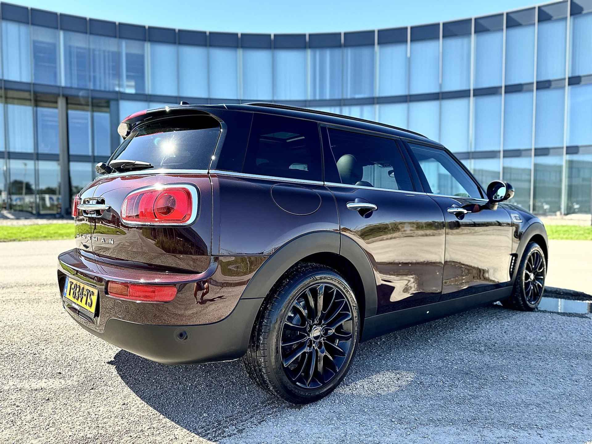 Mini Clubman 1.5 Cooper Business Edition Navi, Leder, Panoramadak, LED, Stoelverw, Vooruitverw, CarPlay, Keyless - 3/23