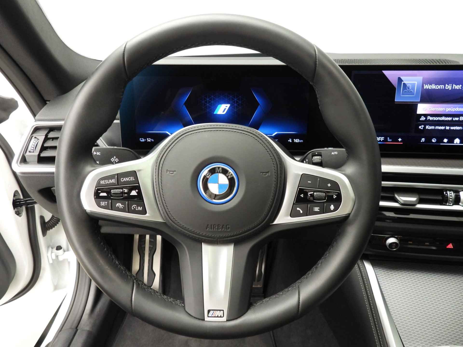 BMW i4 Gran Coupe eDrive35 | M-Sportpakket | LED | Leder | HUD | Schuifdak | Sportstoelen | DAB | Hifi speakers | Alu 19 inch - 11/39