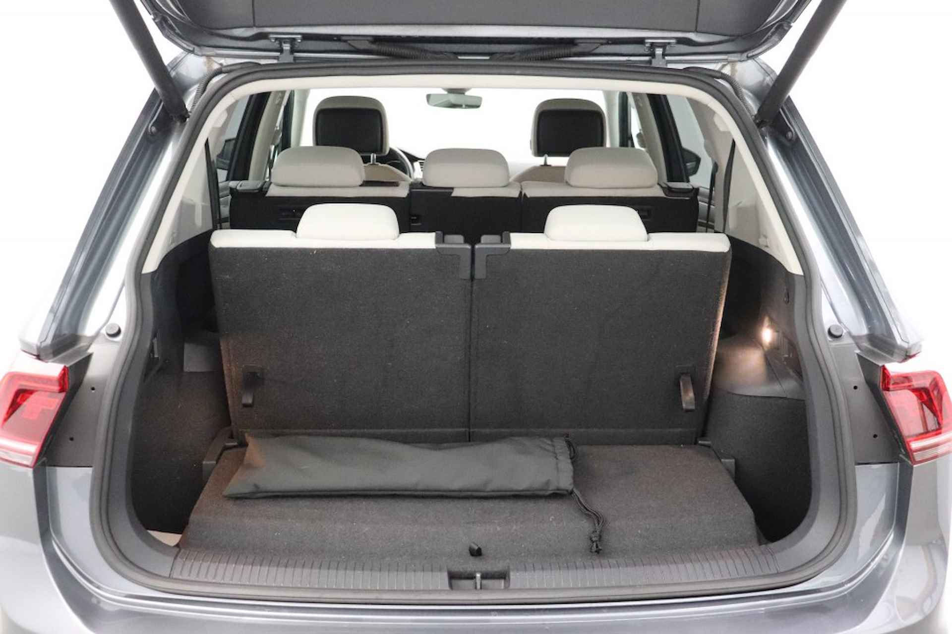 VOLKSWAGEN Tiguan Allspace 1.5 TSI Comfortline Business 7 persoons Automaat - 12/30