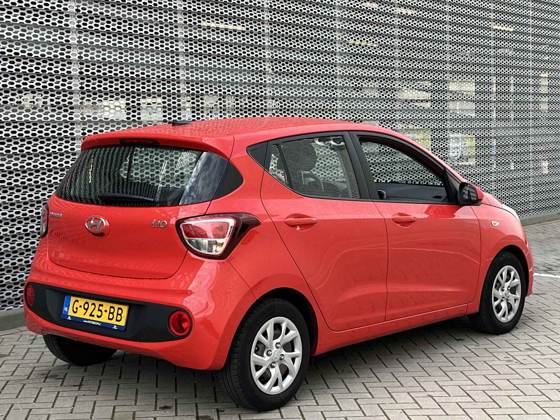 Hyundai i10 1.0i Comfort Smart Pack | NAVIGATIE | CRUISE CONTROL | AIRCO | LEUKE ZUINIGE AUTO! - 5/40