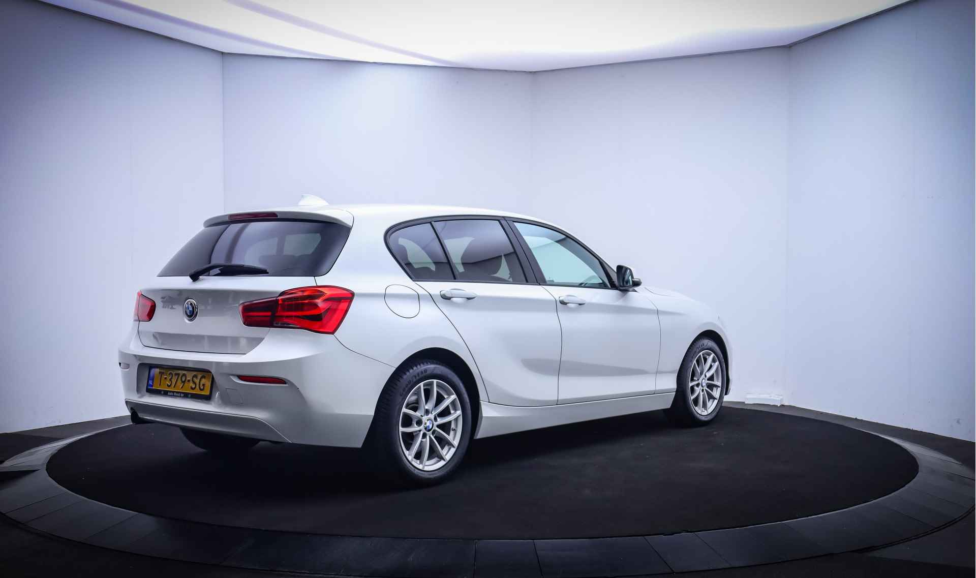 BMW 1-serie 118i High Executive FULL LED/NAVI/CLIMA/STOELVERW./BLUETOOTH/LMV - 5/24