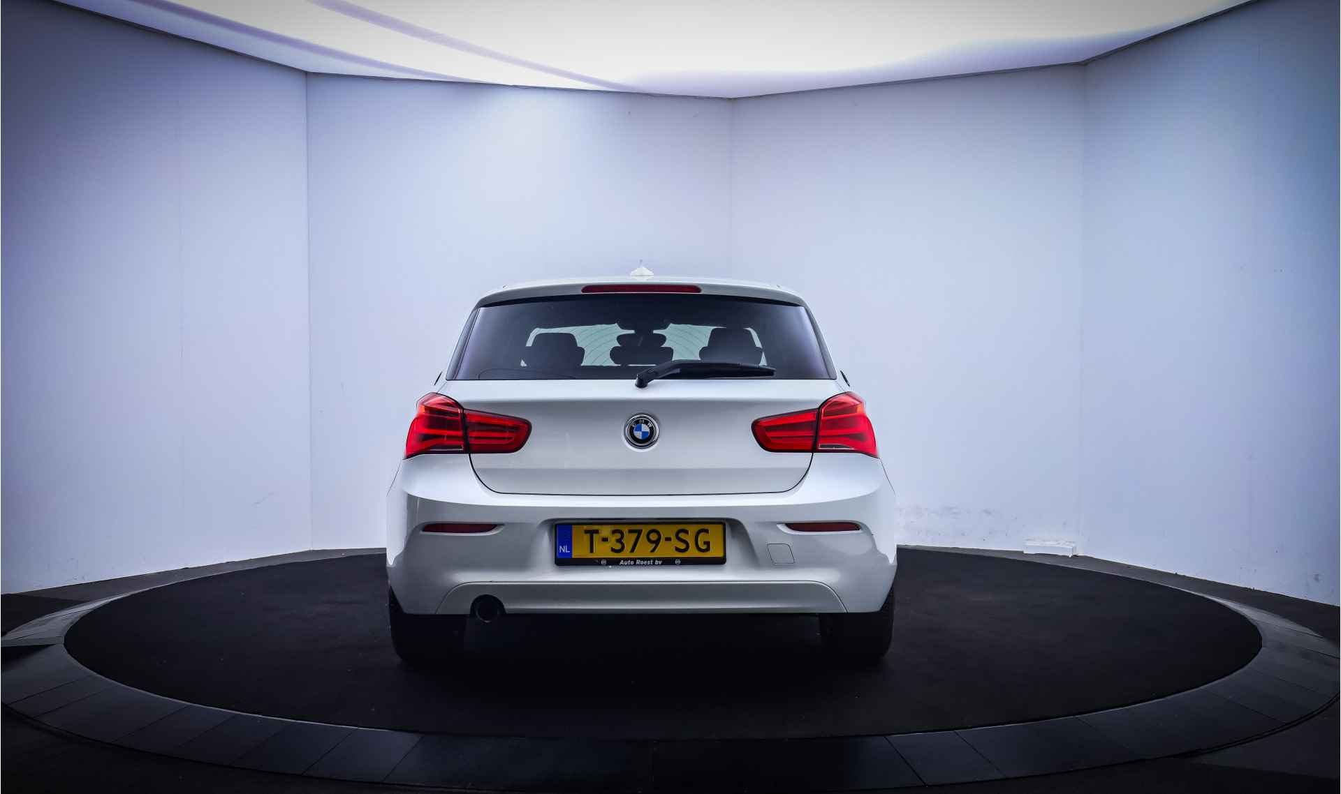 BMW 1-serie 118i High Executive FULL LED/NAVI/CLIMA/STOELVERW./BLUETOOTH/LMV - 6/24