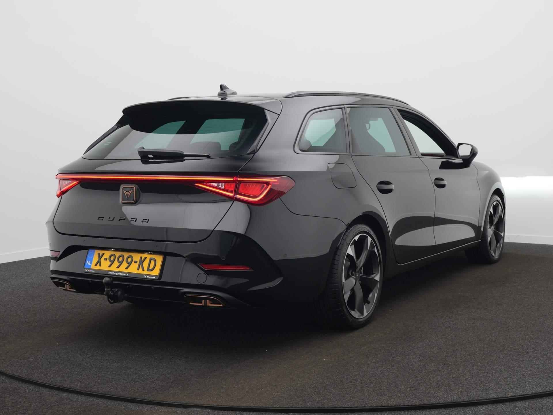 CUPRA Leon Sportstourer 1.4 e-Hybrid Business / Elek. Trekhaak / Adap. Cruise / Camera / Sfeerverlichting - 5/62