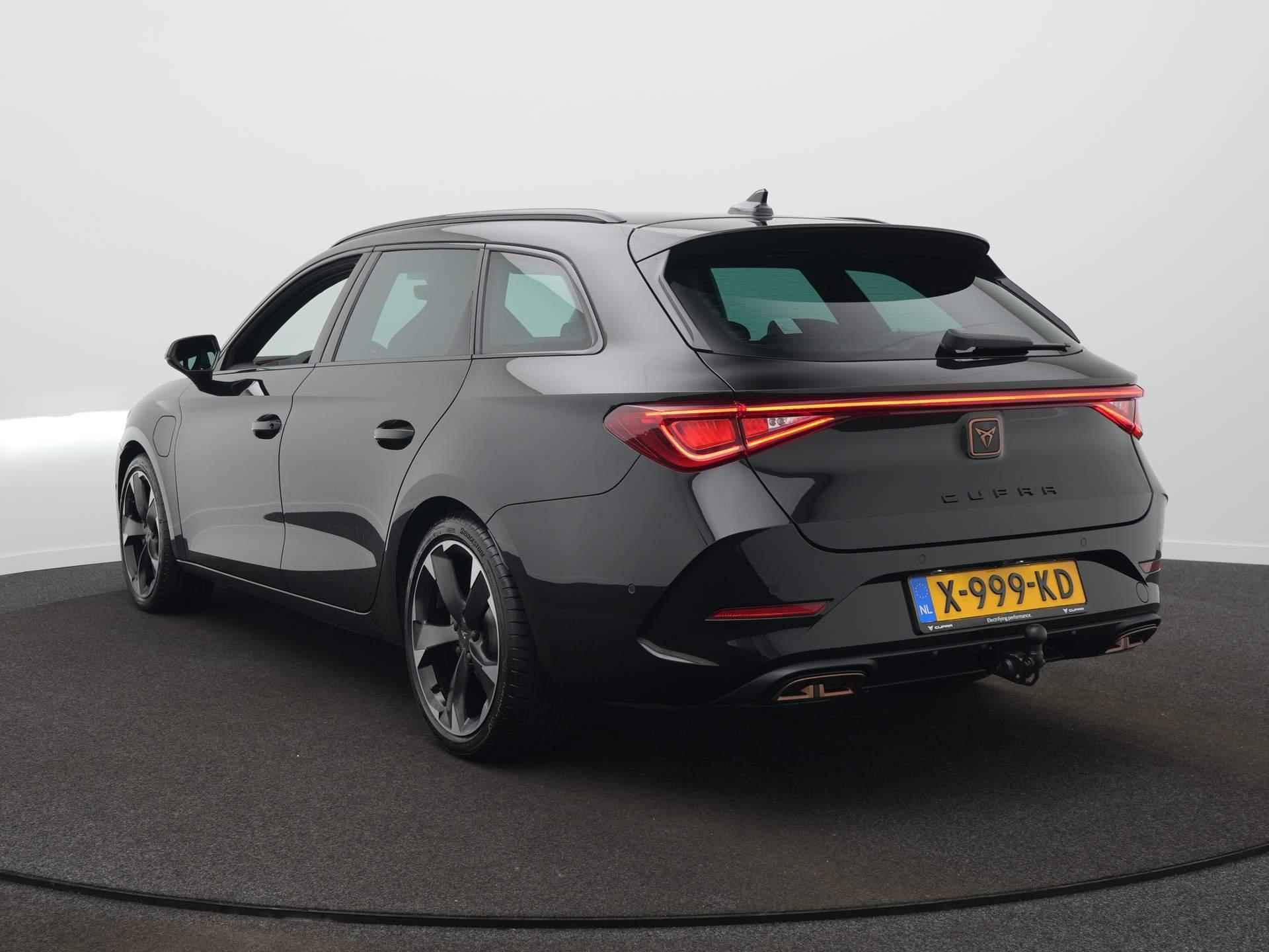 CUPRA Leon Sportstourer 1.4 e-Hybrid Business / Elek. Trekhaak / Adap. Cruise / Camera / Sfeerverlichting - 7/62