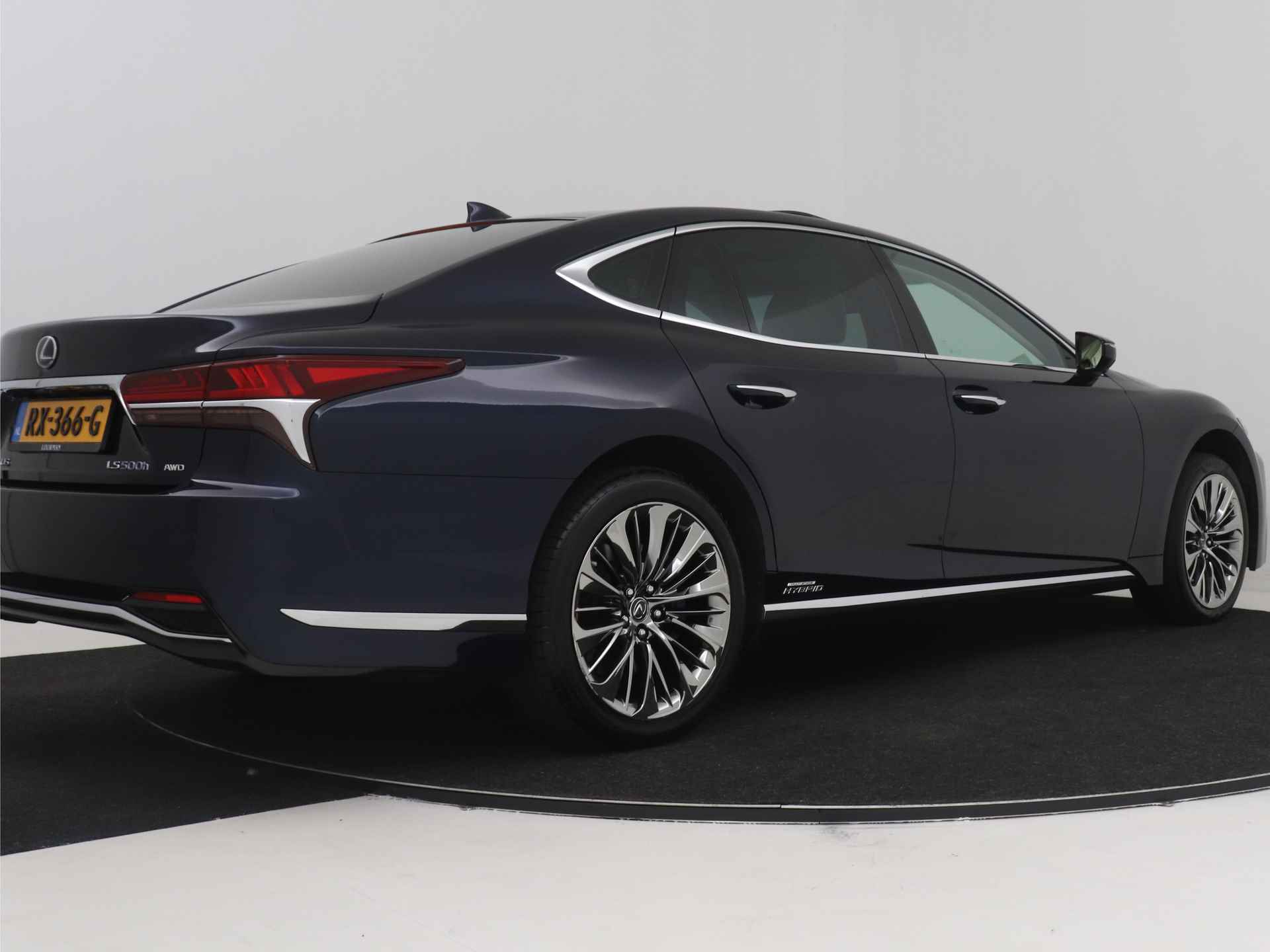 Lexus LS 500h AWD Executive Line | Luchtvering met Access Control | Soft Close portieren | Massagestoelen | - 3/56