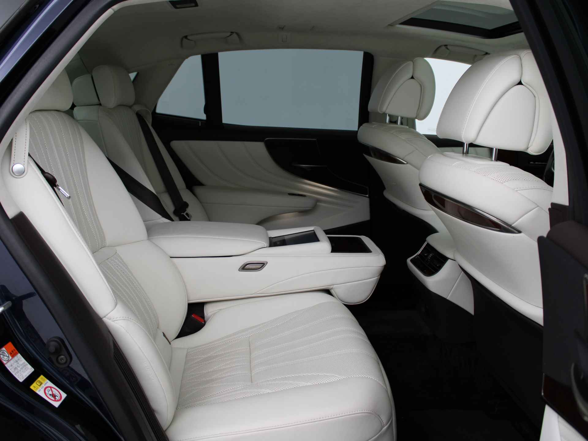 Lexus LS 500h AWD Executive Line | Luchtvering met Access Control | Soft Close portieren | Massagestoelen | - 33/56