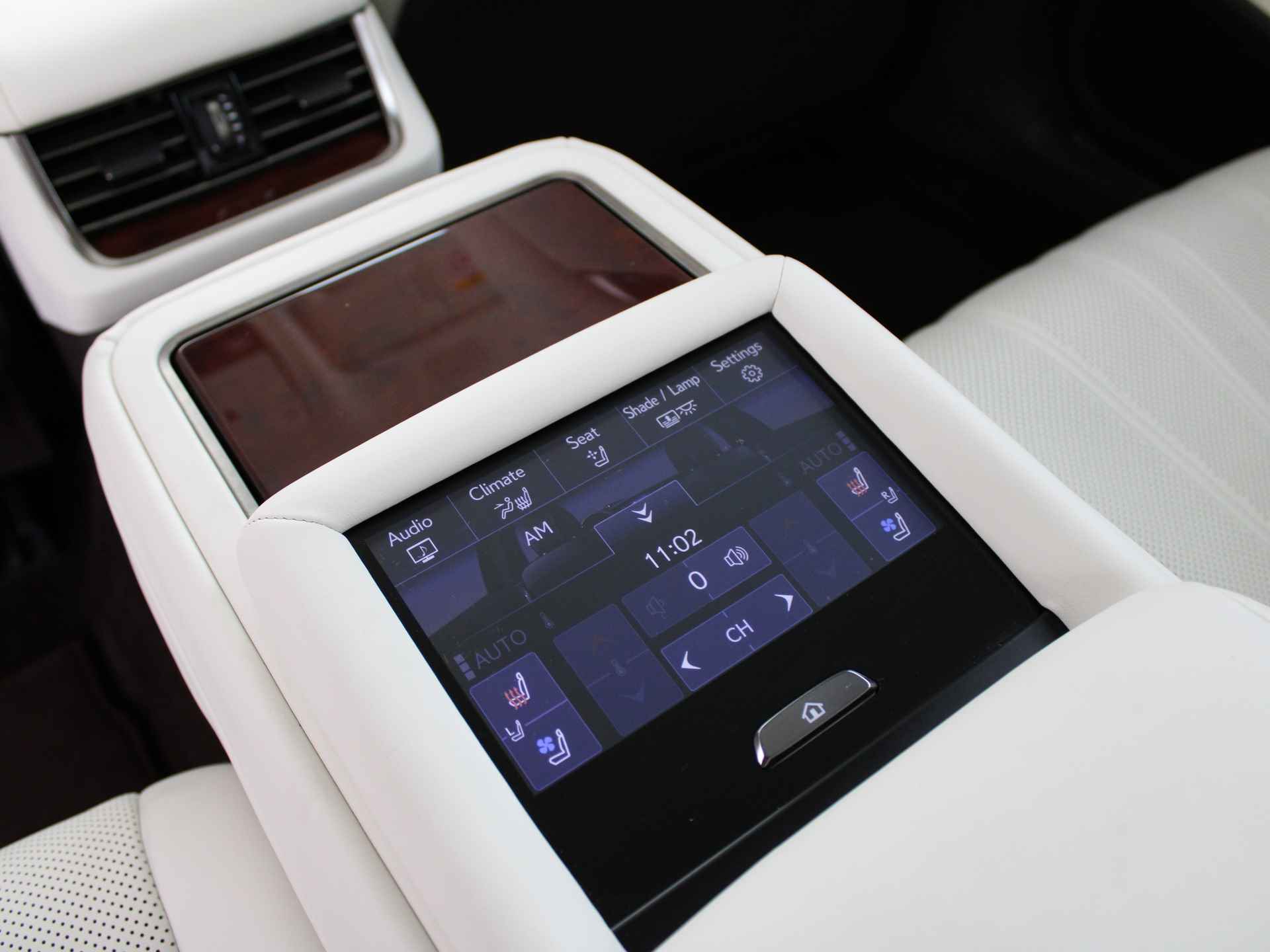 Lexus LS 500h AWD Executive Line | Luchtvering met Access Control | Soft Close portieren | Massagestoelen | - 51/56