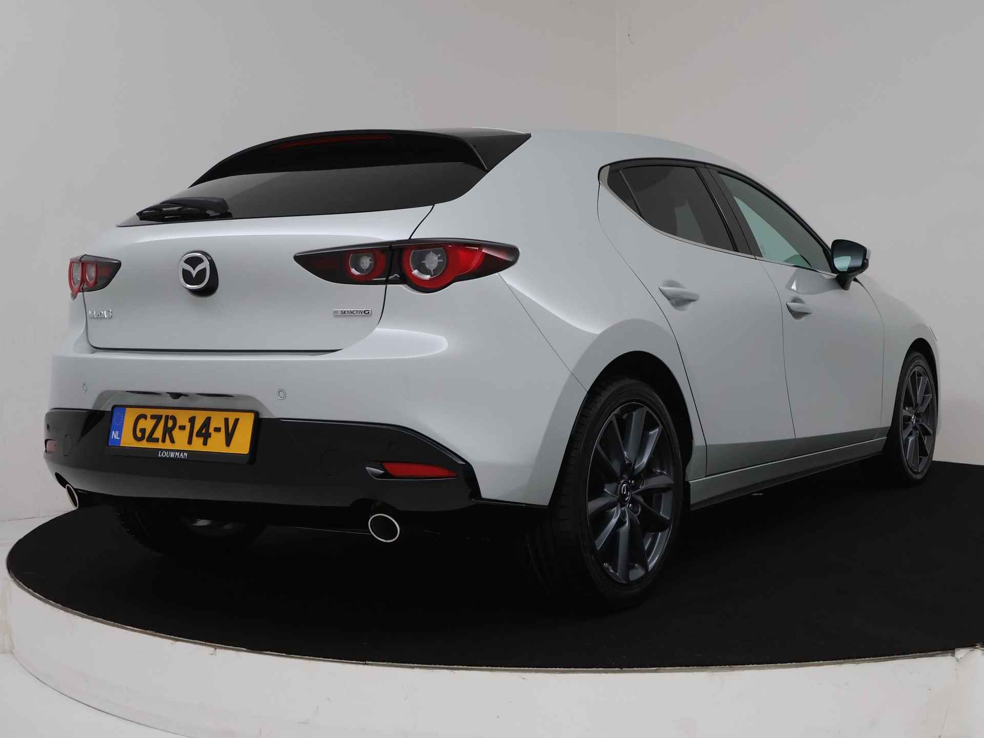 Mazda 3 2.5 e-SkyActiv-G M Hybrid 140 Takumi DEMO | Navigatie | Voorstoelen verwarmd | Stuurwiel verwarmd | - 3/42