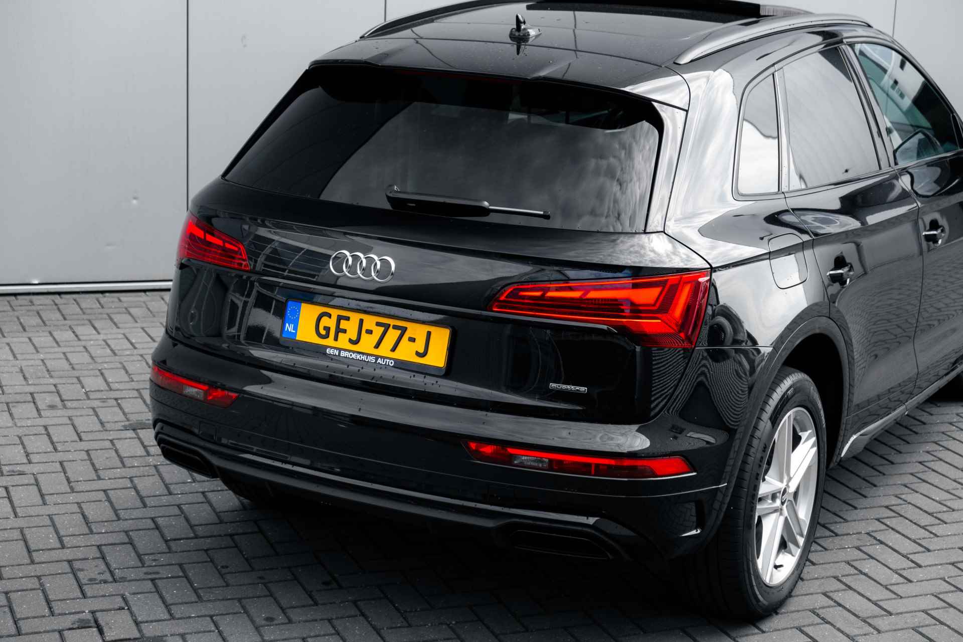 Audi Q5 55 TFSI e S edition | PANORAMADAK | TREKHAAK | STOELVERWARMING | NAVIGATIE - 20/68