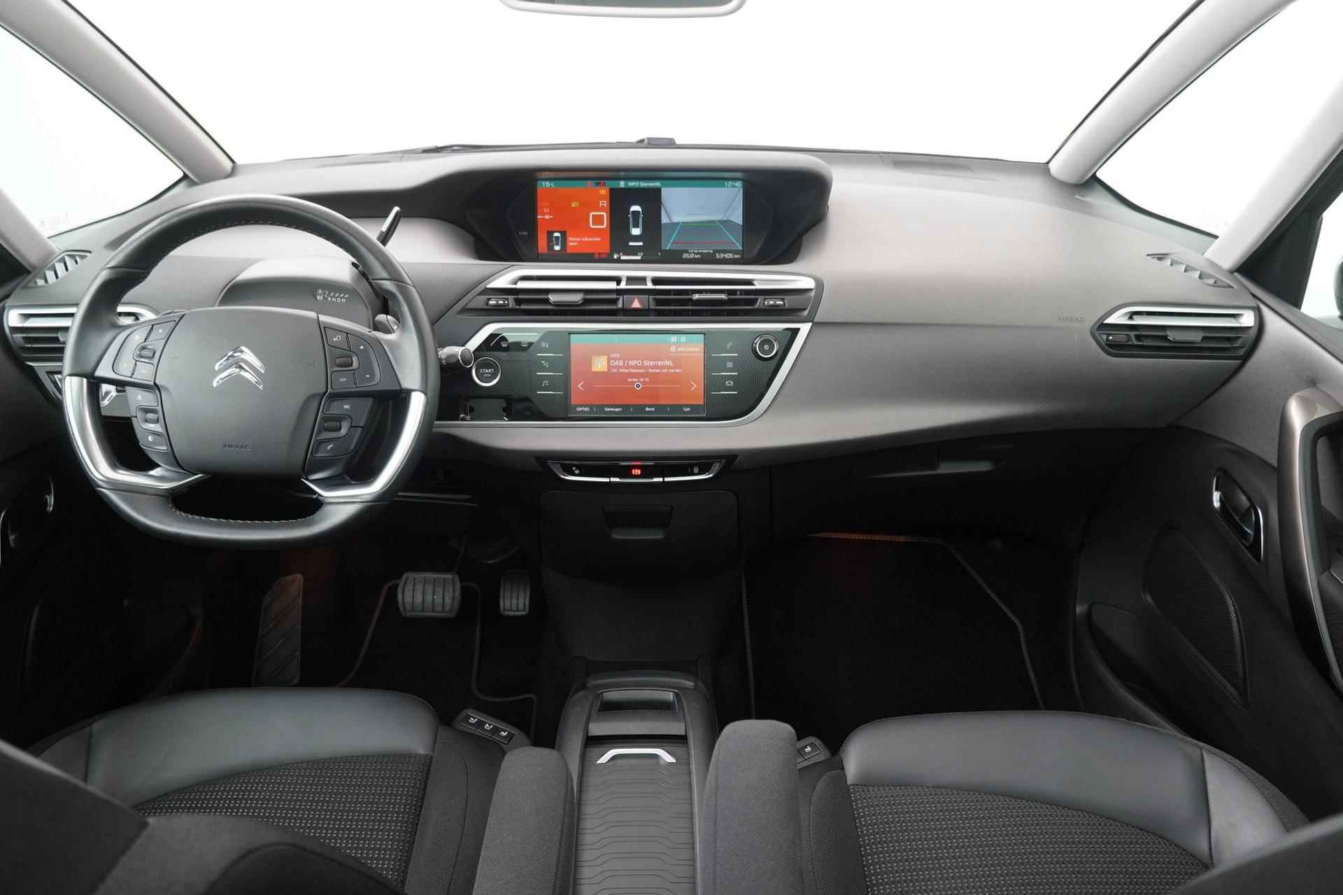 Citroen Grand C4 SpaceTourer 1.2 130PK Shine Aut. 7-Pers. | Panoramadak | Navigatie | Camera v+a | Massage | Carplay | PDC V+A | LMV 17 inch - 11/29