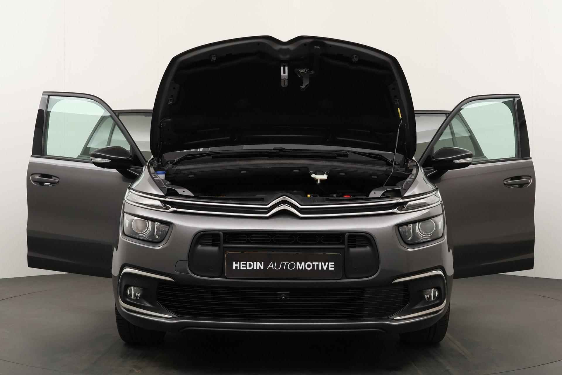 Citroen Grand C4 SpaceTourer 1.2 130PK Shine Aut. 7-Pers. | Panoramadak | Navigatie | Camera v+a | Massage | Carplay | PDC V+A | LMV 17 inch - 26/29