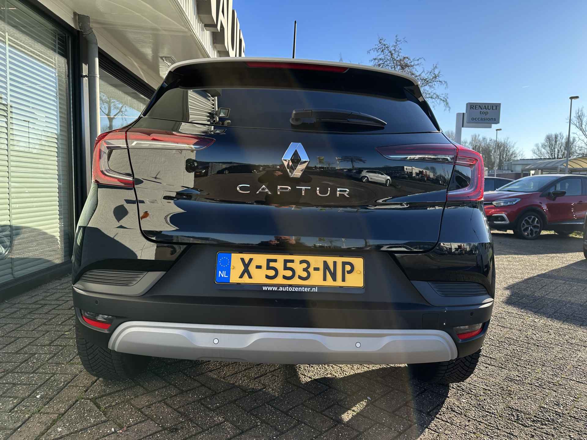 Renault Captur Evolution Tce 90 | stoelverwarming | Easy link navigatie | parkeersensor v+a met camera |  tijdelijk gratis Top Afleverpakket twv Eur 695 - 12/39