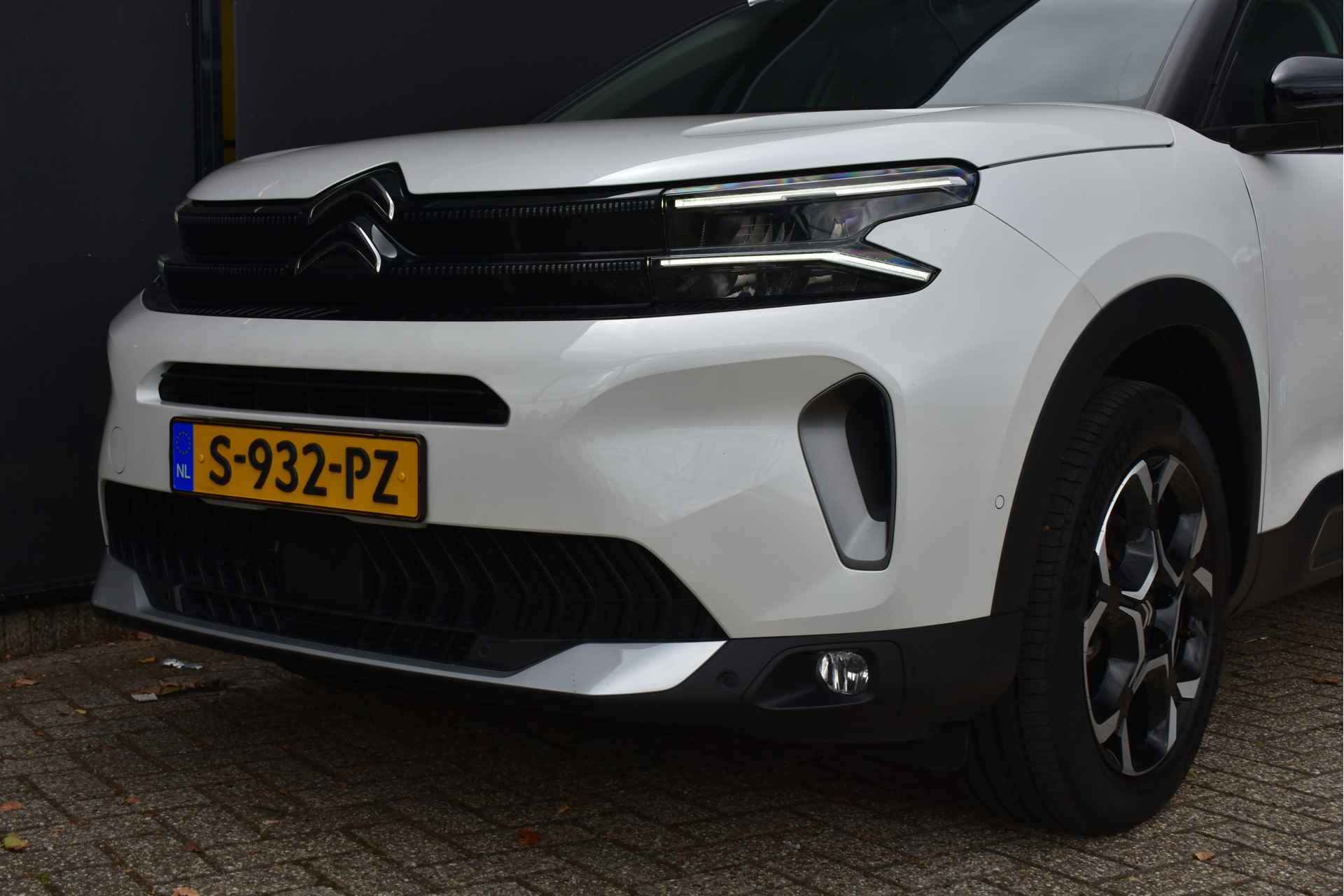 Citroën C5 Aircross 1.2 PureTech Business Plus 130pk Automaat | Leder | Adaptive Cruise | Navigatie | Achteruitrijcamera | Alcantara | Climate Contr - 38/55