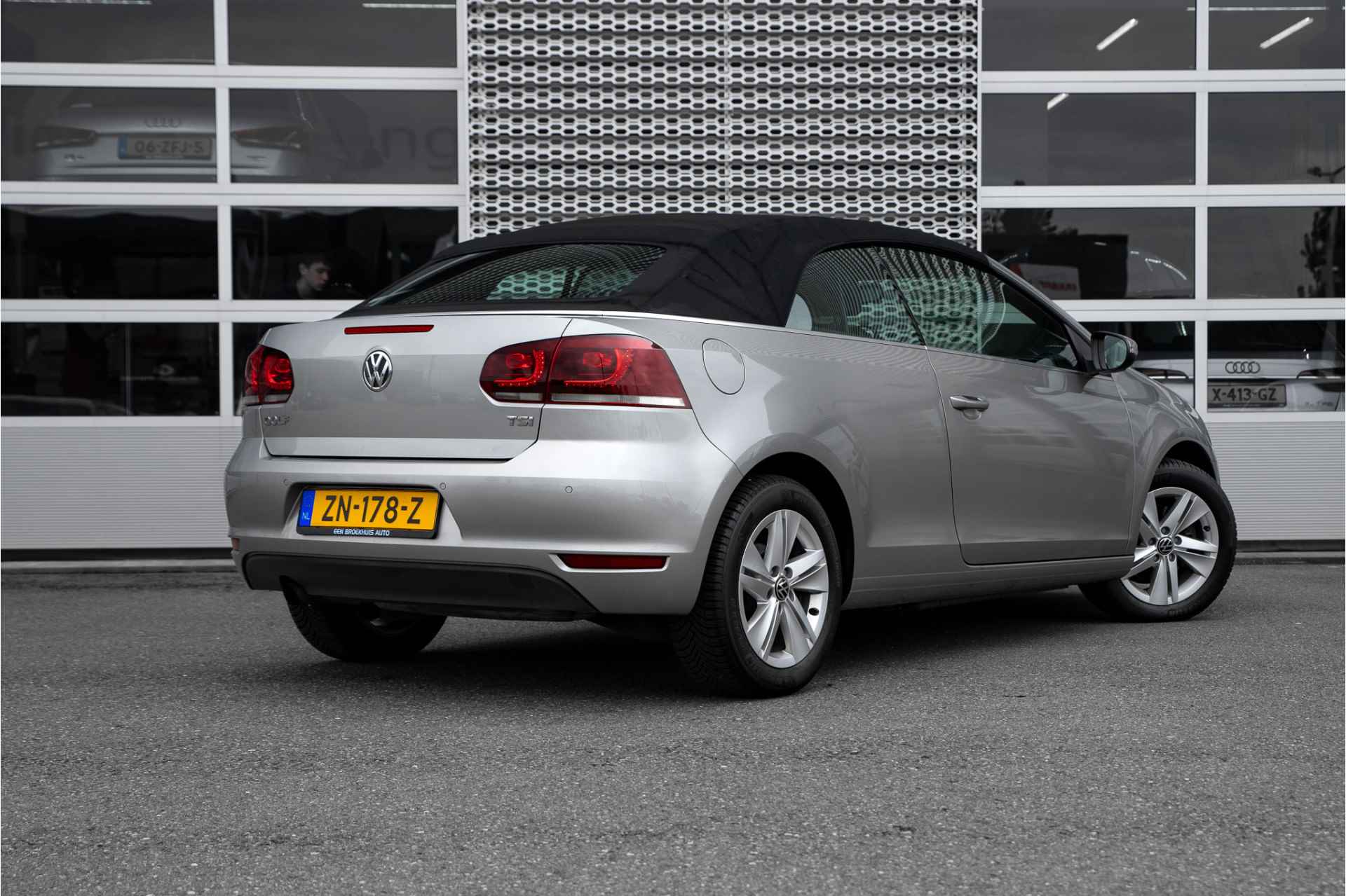 Volkswagen Golf Cabriolet 1.2 TSI 105PK BlueMotion | Navigatie | Climate Controle | PDC v+a | Stoelverwarming | Windscherm - 3/19