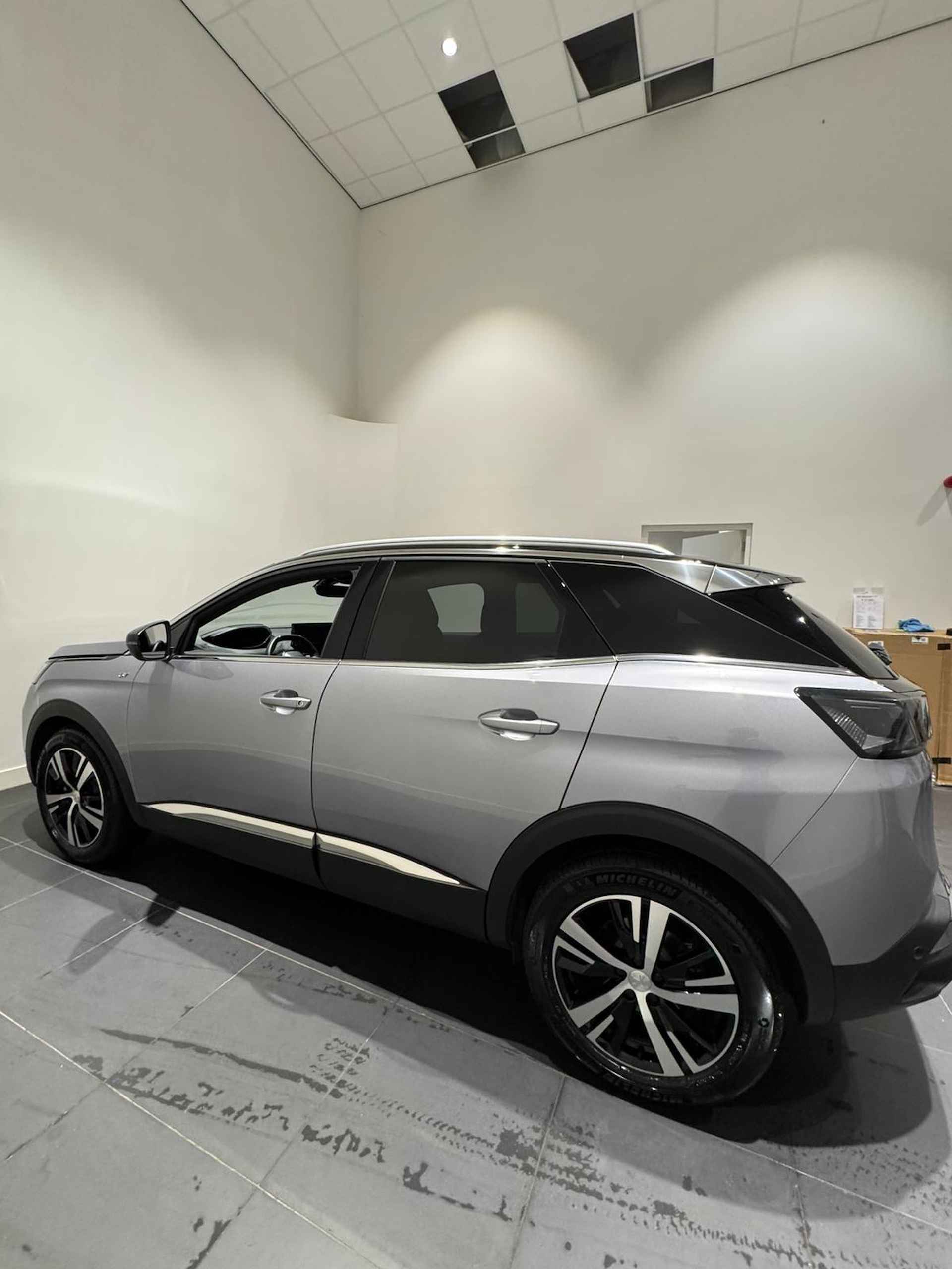 Peugeot 3008 1.2 Hybrid GT | 360° Camera | Navigatie | 18" Lichtmetalen velgen | Zeer gunstige km stand!! - 8/27