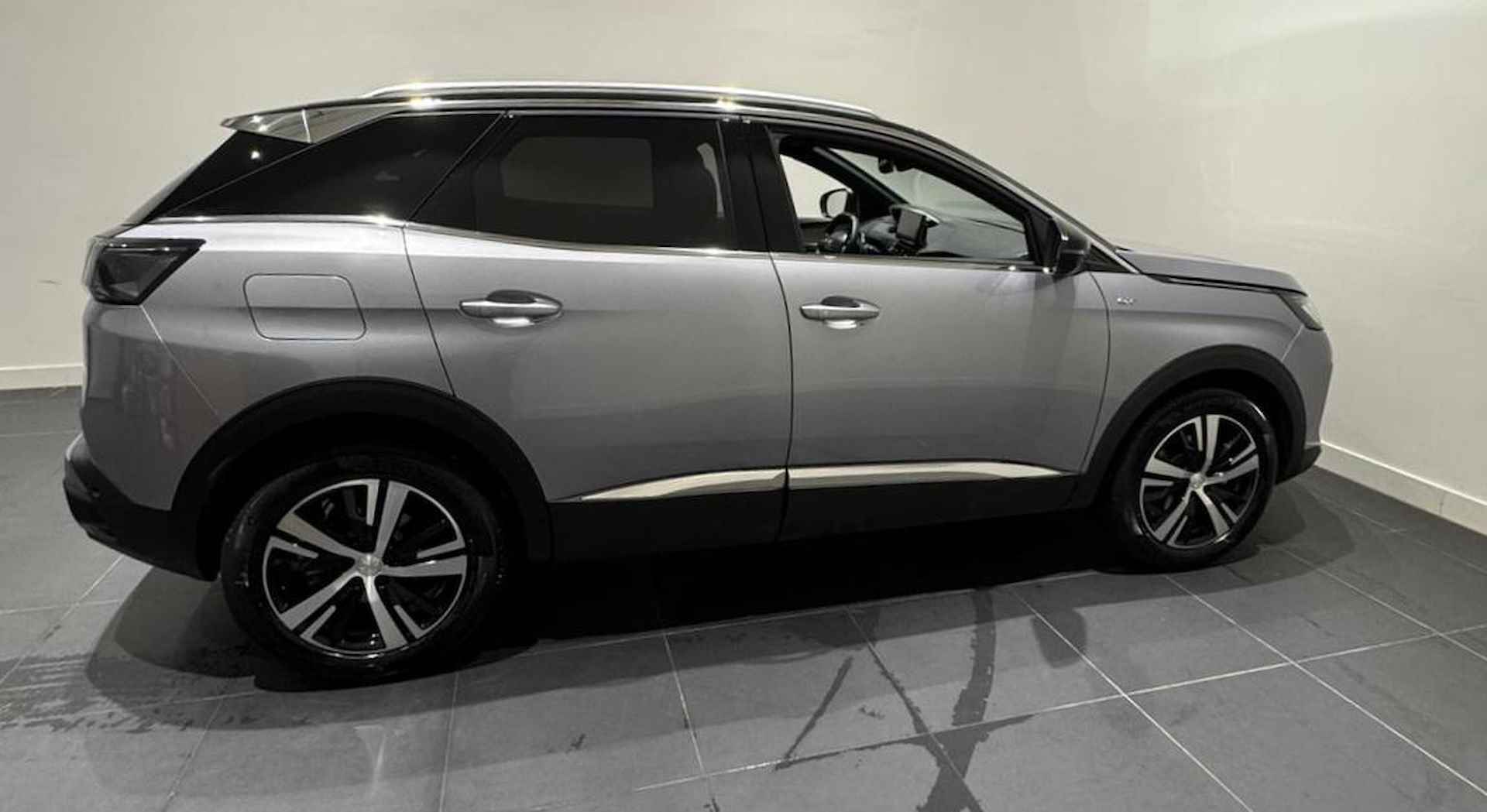 Peugeot 3008 1.2 Hybrid GT | 360° Camera | Navigatie | 18" Lichtmetalen velgen | Zeer gunstige km stand!! - 9/27