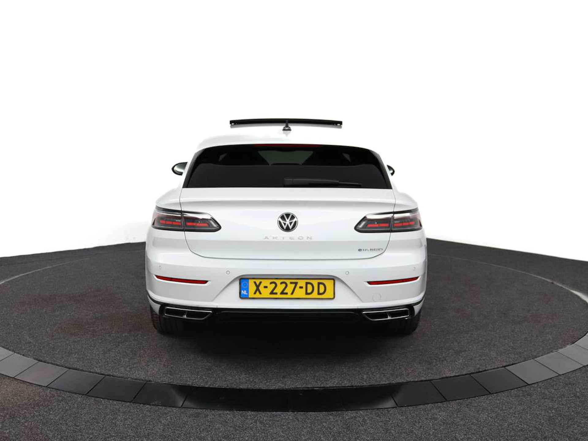 Volkswagen Arteon Shooting Brake 1.4 TSI eHybrid R-Line Business+ (Standkachel , Panoramadak , Massagefunctie) - 6/62