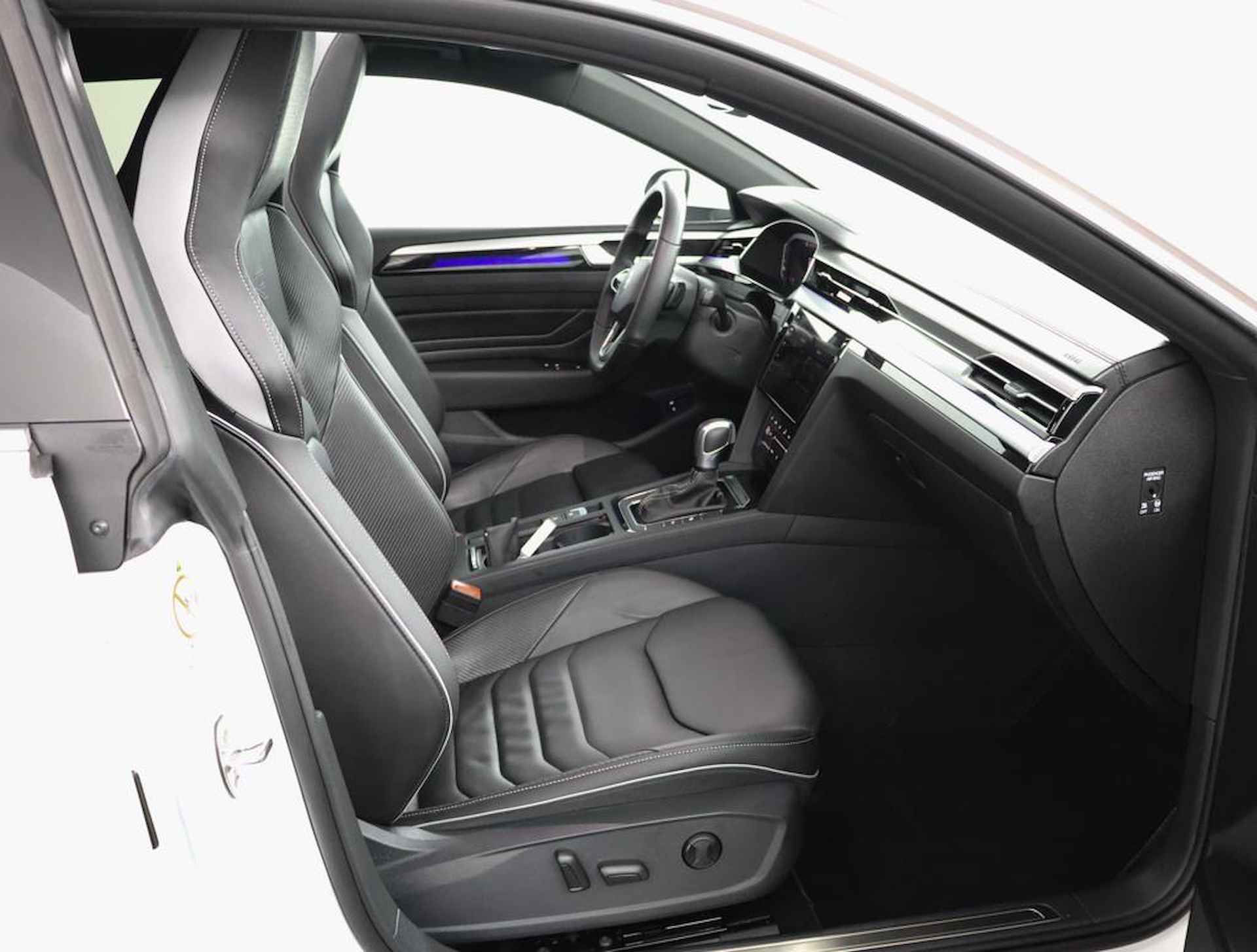 Volkswagen Arteon Shooting Brake 1.4 TSI eHybrid R-Line Business+ (Standkachel , Panoramadak , Massagefunctie) - 12/62