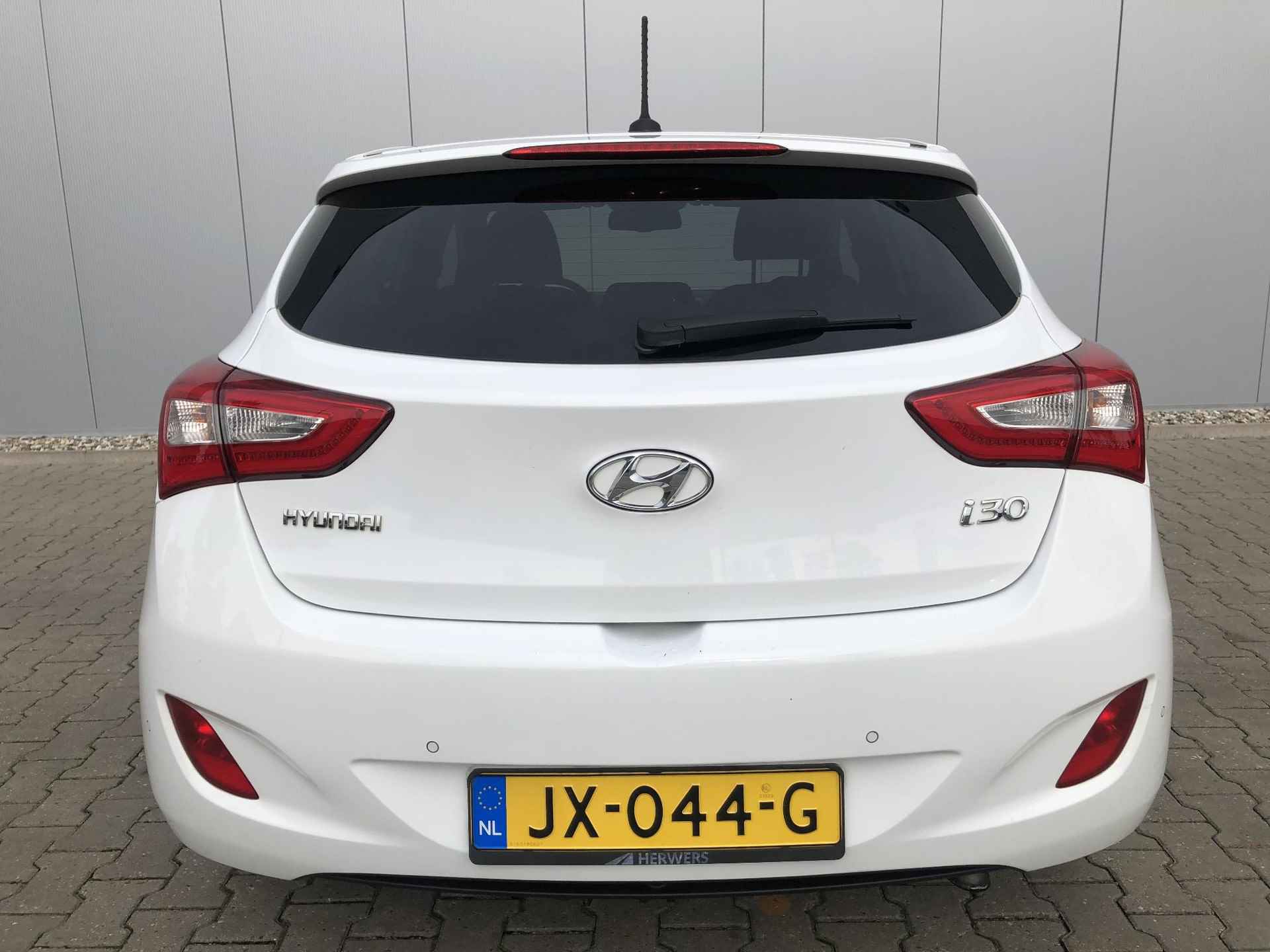 Hyundai i30 1.6 GDi GO! 2016 / Navigatie - 13/18