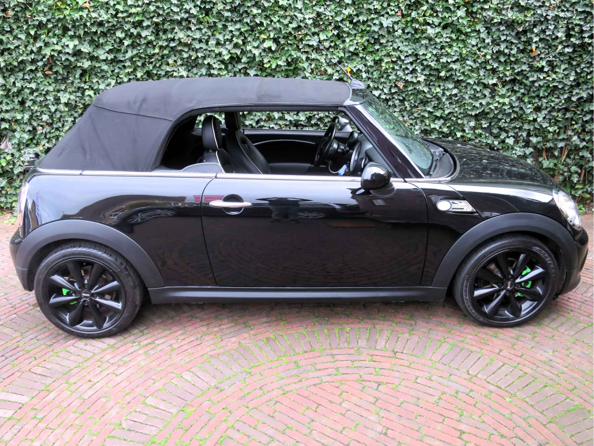 MINI Cabrio 1.6 Cooper Chili R57 LCI met Leder, Navi, BT, Xenon en 17" - 8/56