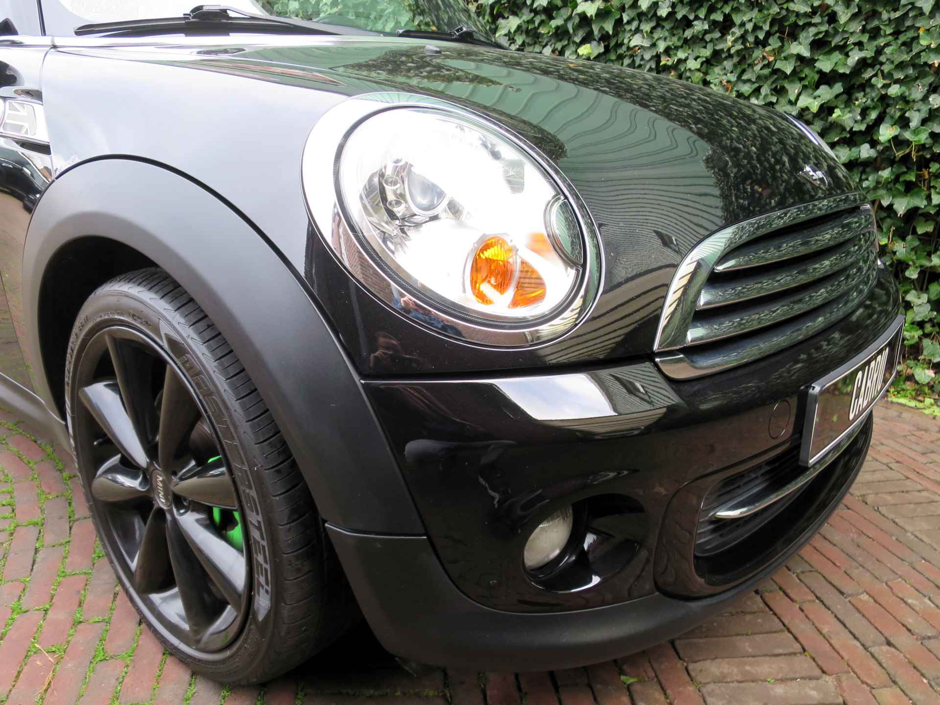 MINI Cabrio 1.6 Cooper Chili R57 LCI met Leder, Navi, BT, Xenon en 17" - 32/56