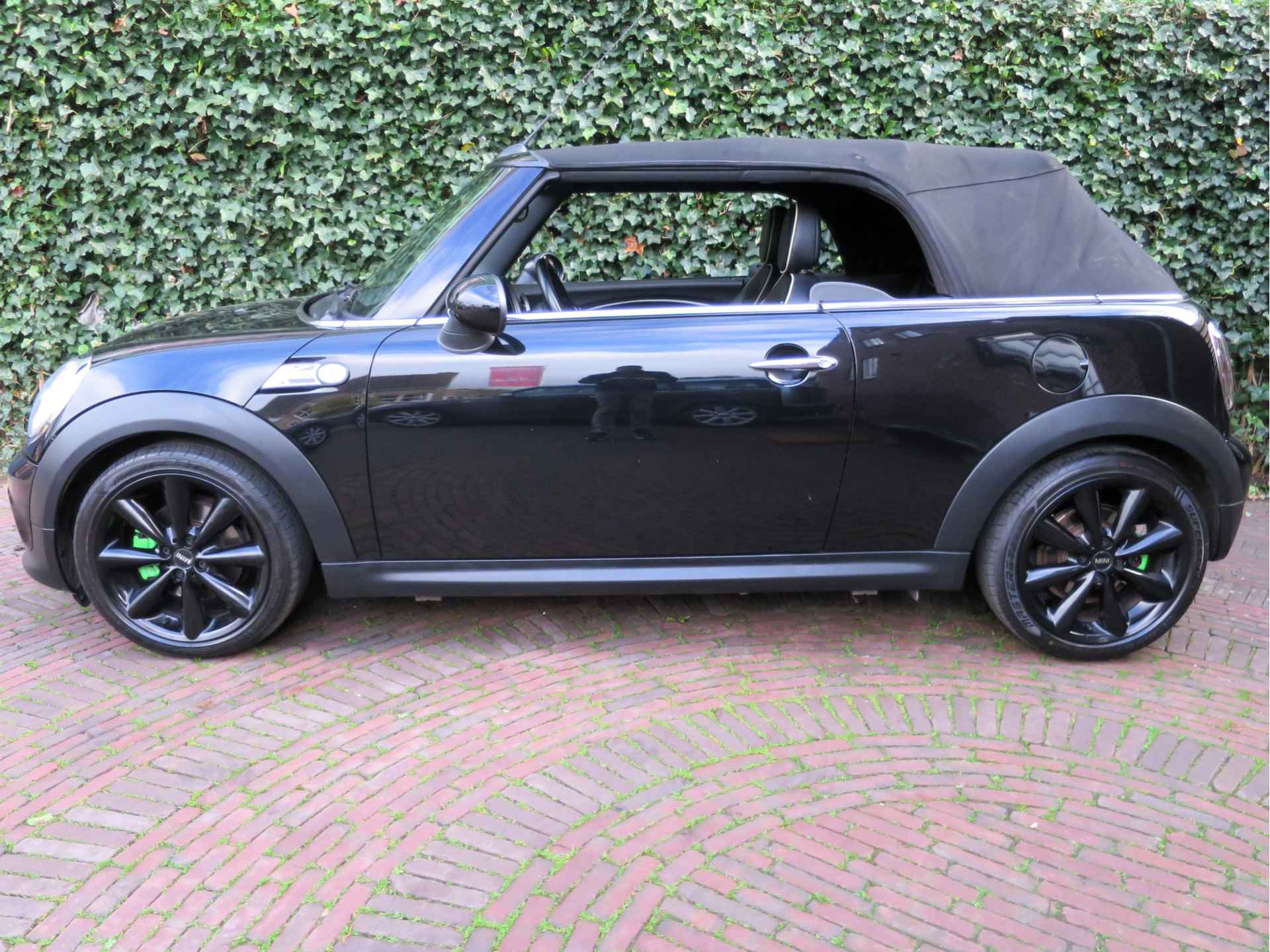 MINI Cabrio 1.6 Cooper Chili R57 LCI met Leder, Navi, BT, Xenon en 17" - 34/56