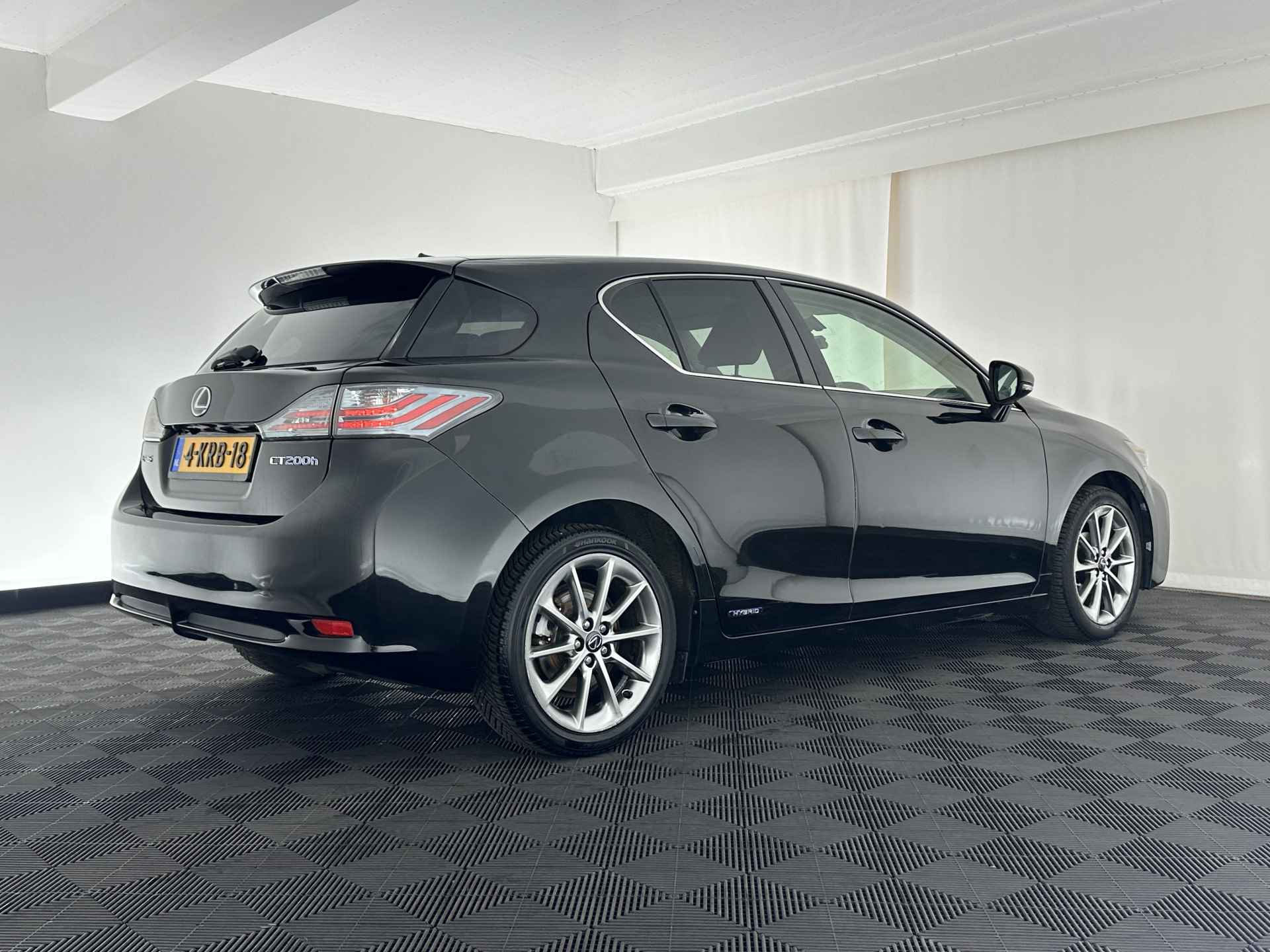 Lexus CT 200h Business Style Special Edition Aut. *NAVI-FULLMAP | VOLLEDER | ECC | CRUISE | COMFORT-SEATS | 17''ALU* - 6/32