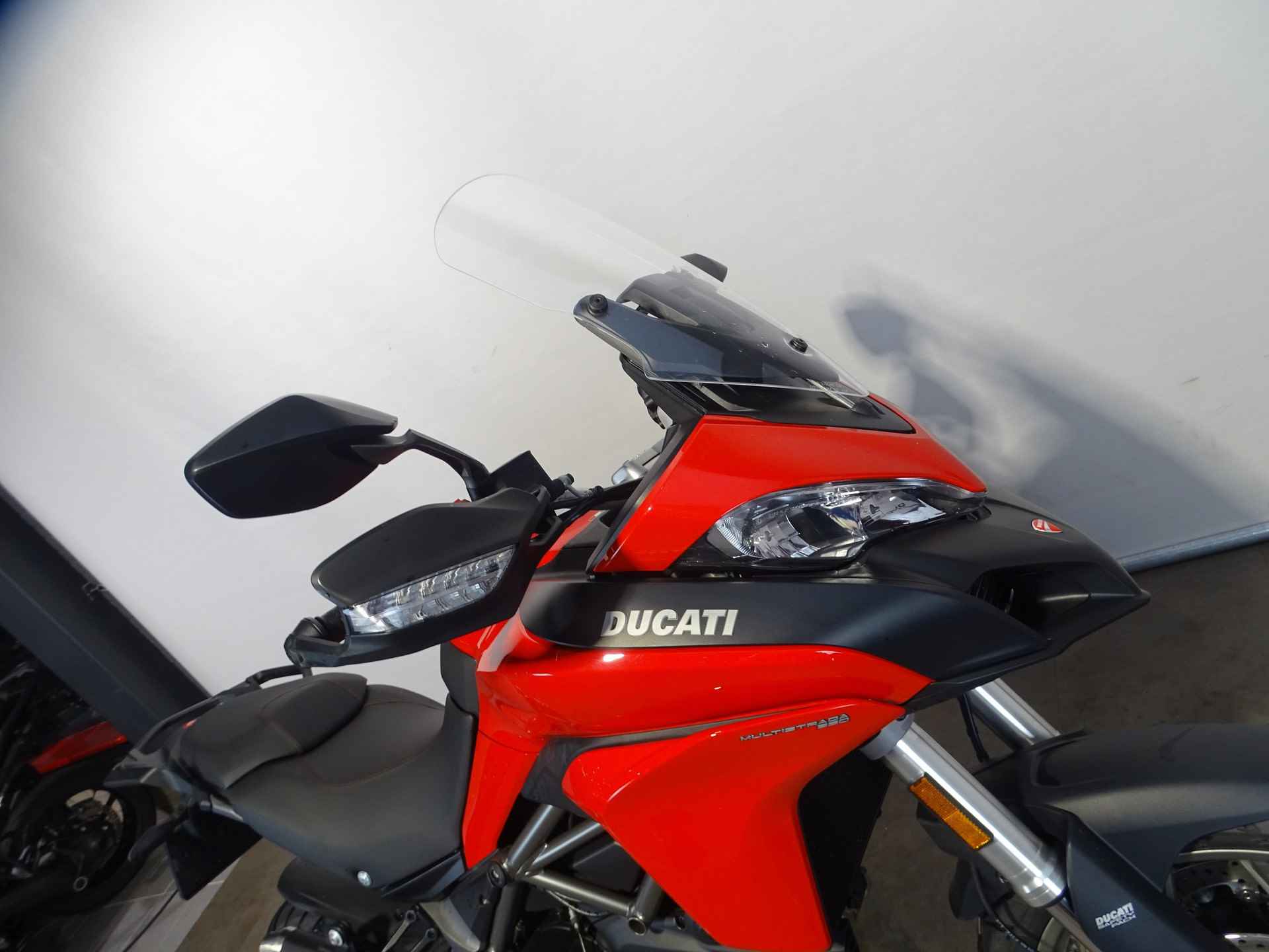 Ducati MULTISTRADA 950 - 2/9