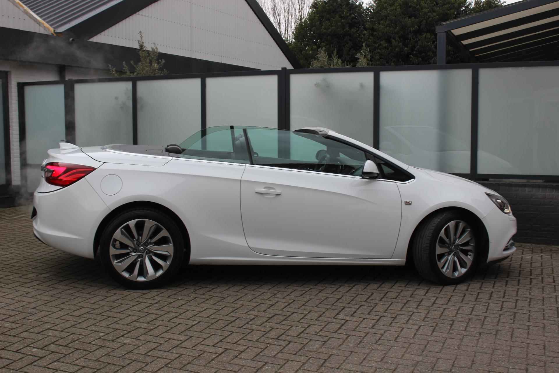 Opel Cascada 1.6 Turbo Innovation Navi/Camera, PDC, Bi-Xenon, Led, 19" AUT - 4/42