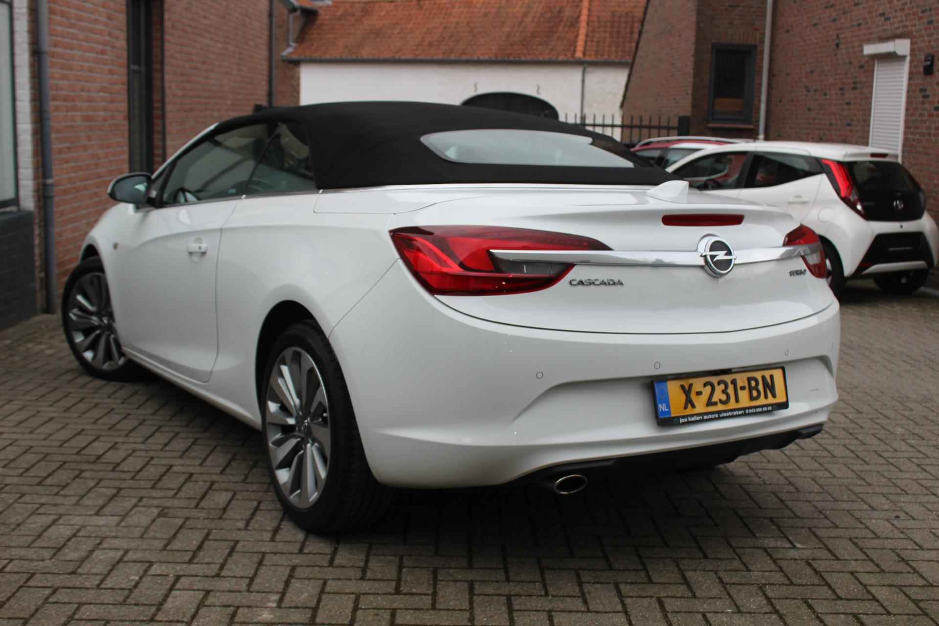 Opel Cascada 1.6 Turbo Innovation Navi/Camera, PDC, Bi-Xenon, Led, 19" AUT - 5/42